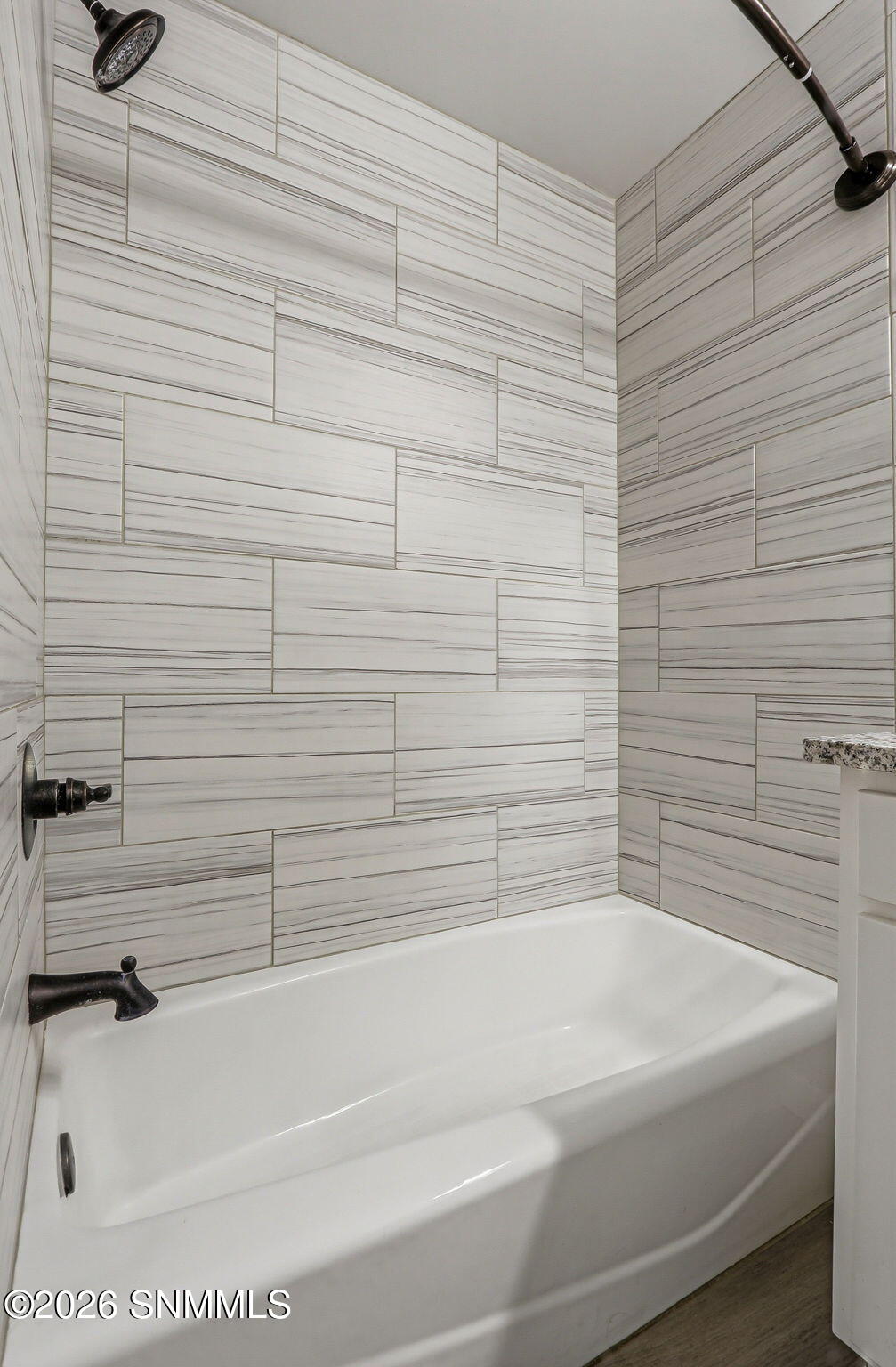 Guest Full Bath