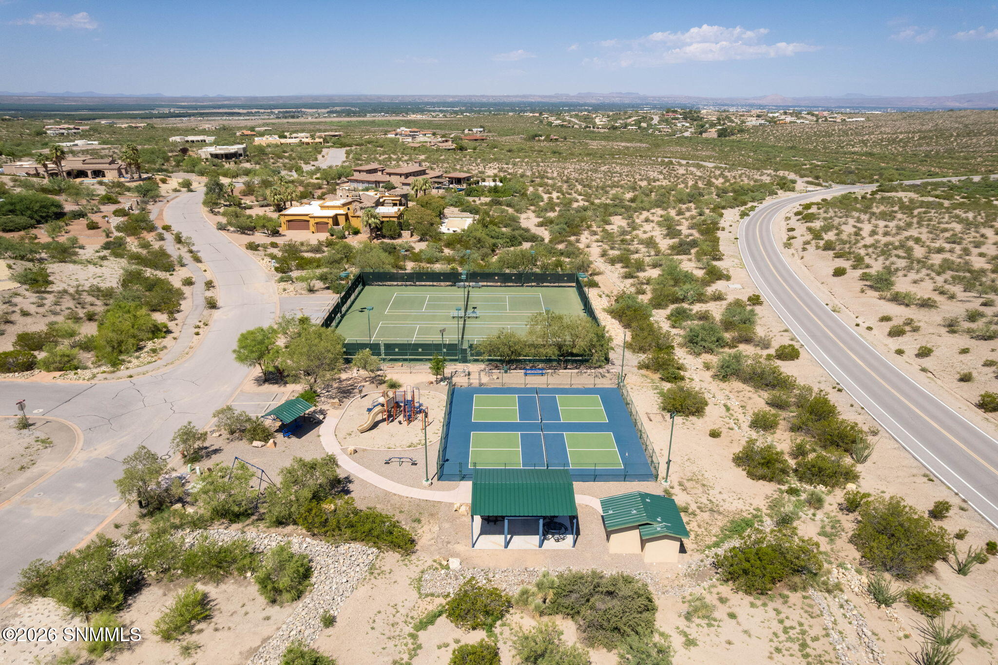 16-web-or-mls-Snappin Homes (LazoDelNort