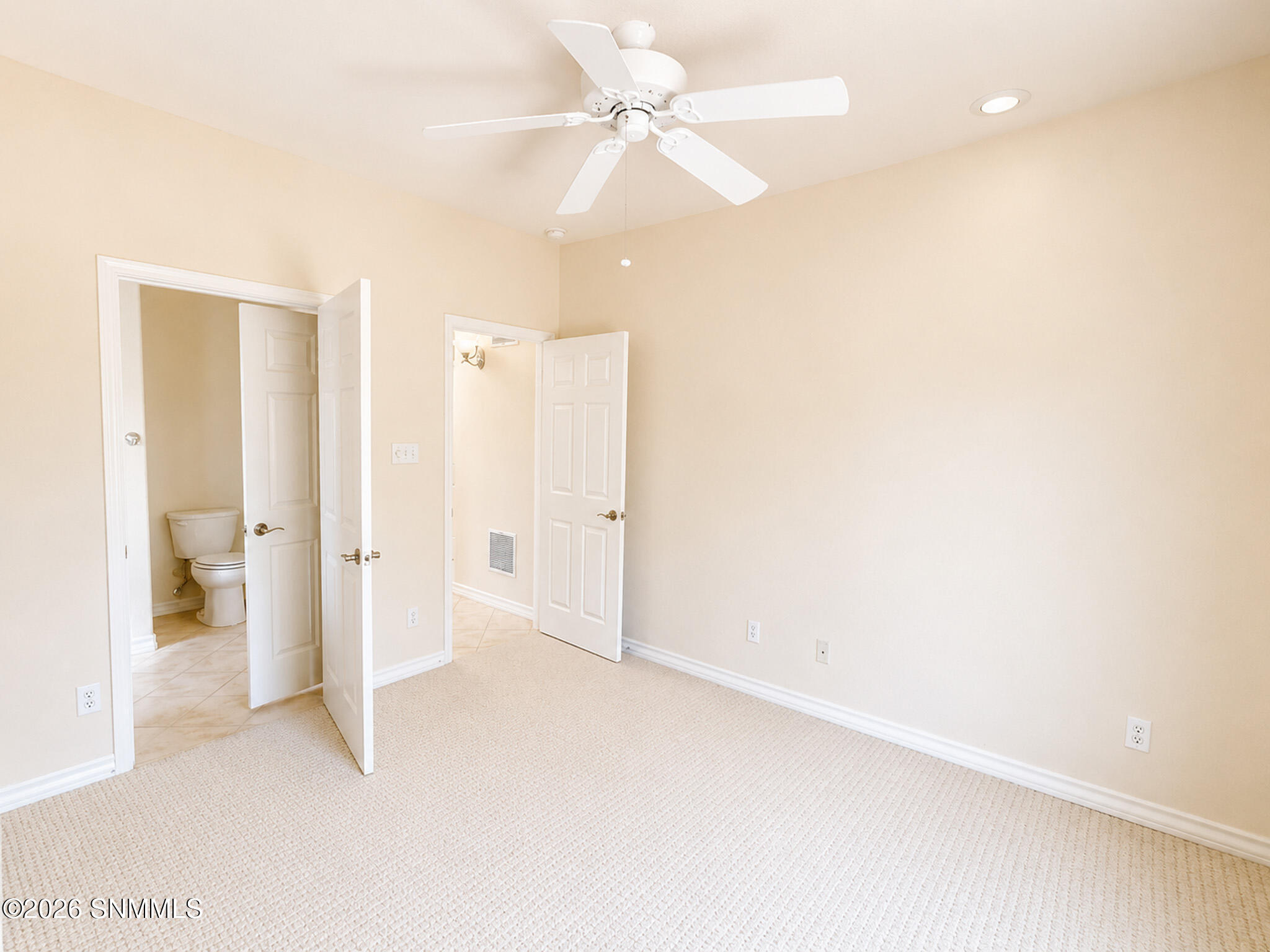 BD - Guest Bedroom with Bath