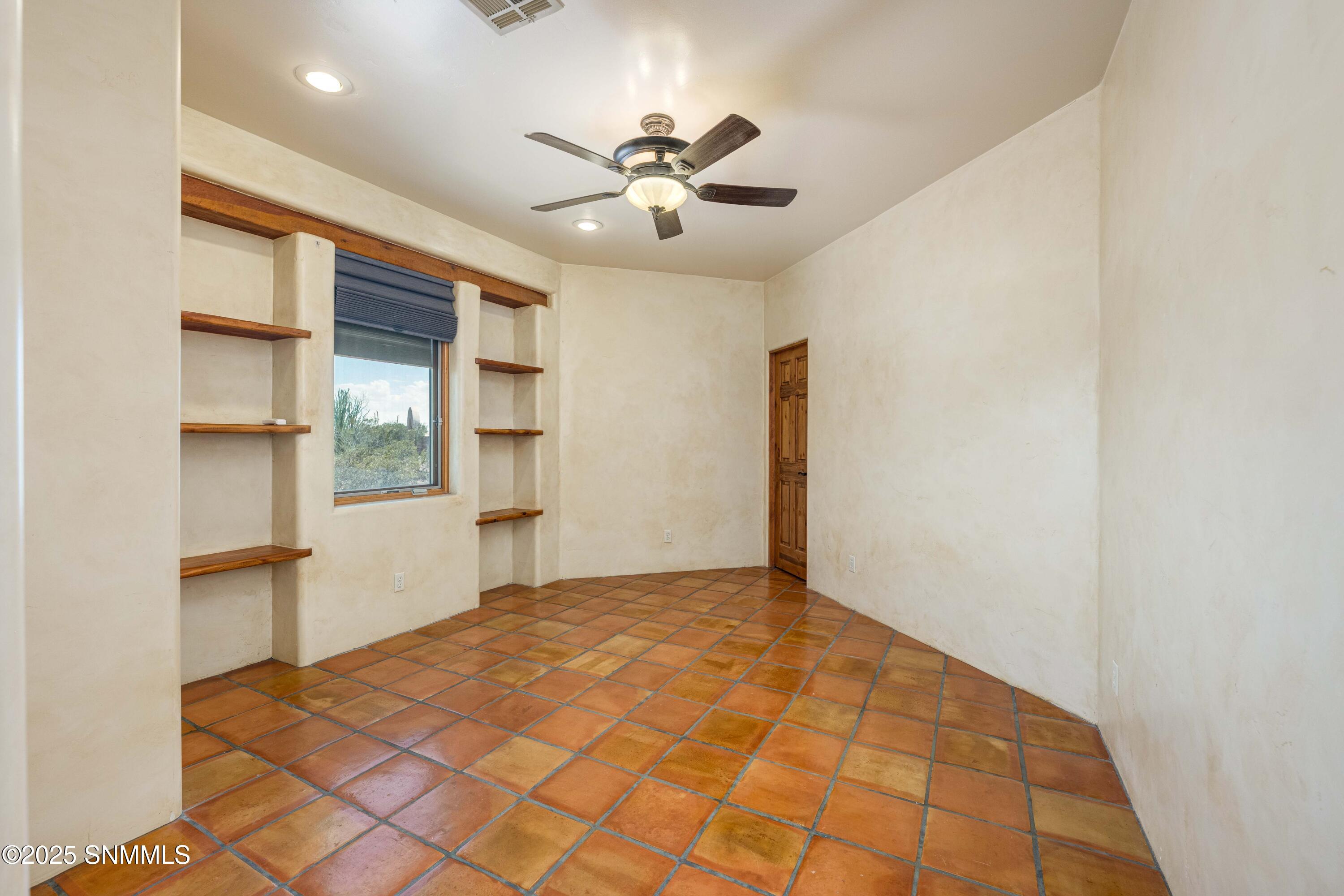 Snappin Homes (Saguaro3935)-34