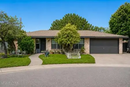 964 Valle Hermosa, Las Cruces, New Mexico 88005, 3 Bedrooms Bedrooms, ,2 BathroomsBathrooms,Residential,For Sale,Valle Hermosa,2602500