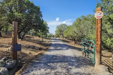 10 Oxbow Drive, Silver City, New Mexico 88061, 4 Bedrooms Bedrooms, ,4.25 BathroomsBathrooms,Residential,For Sale,Oxbow,2602501