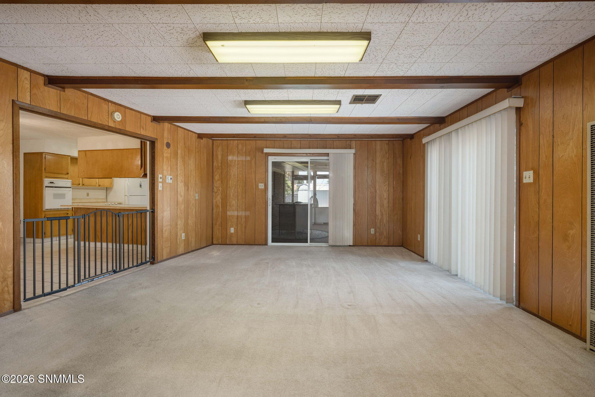 19-web-or-mls-Snappin Homes (Carlyle2220