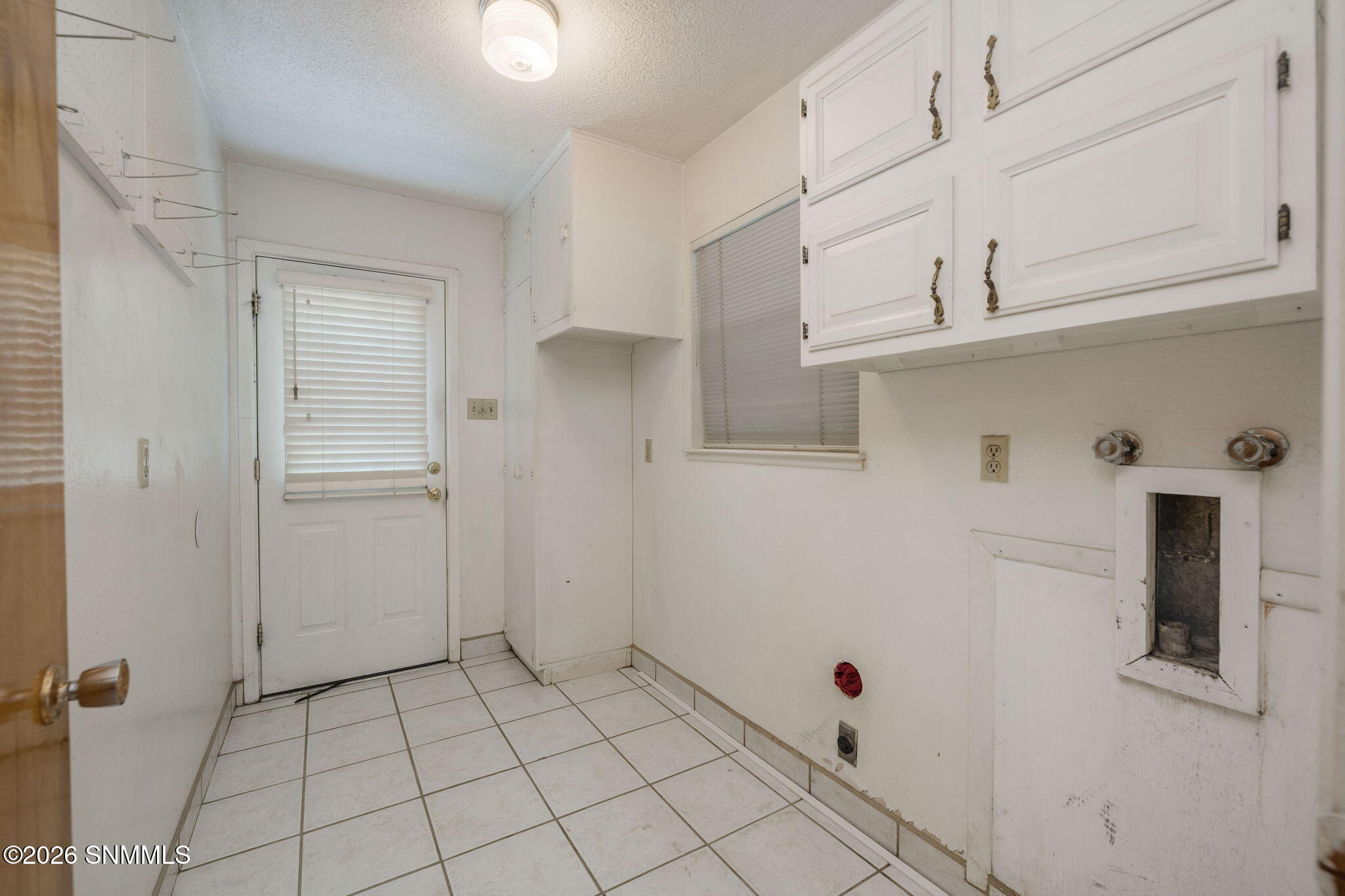 20-web-or-mls-Snappin Homes (Carlyle2220