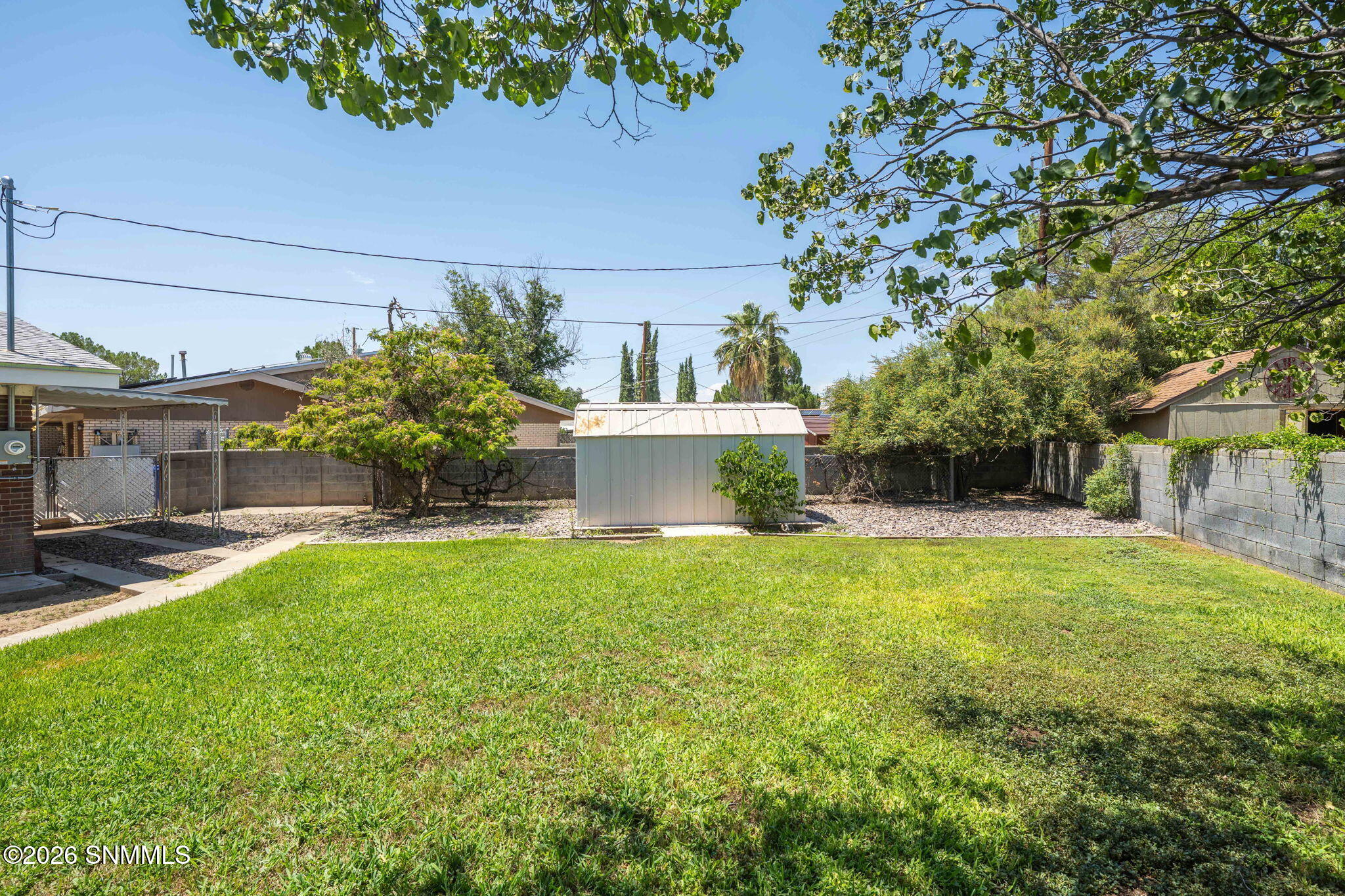 40-web-or-mls-Snappin Homes (Carlyle2220
