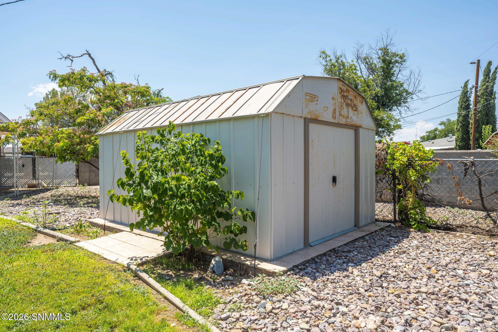 45-web-or-mls-Snappin Homes (Carlyle2220