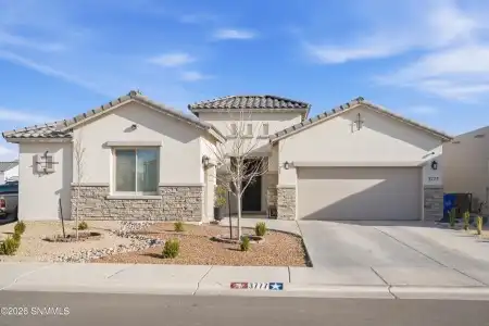 3777 Nightingale Avenue, Las Cruces, New Mexico 88012, 4 Bedrooms Bedrooms, ,2.75 BathroomsBathrooms,Residential,For Sale,Nightingale,2602511