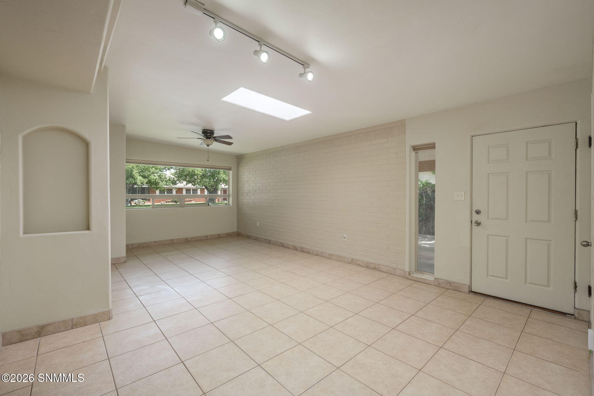 6-web-or-mls-Snappin Homes (Palmer425)-6