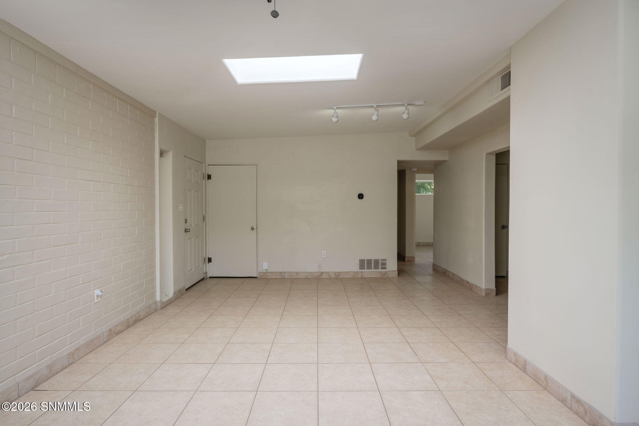 8-web-or-mls-Snappin Homes (Palmer425)-8