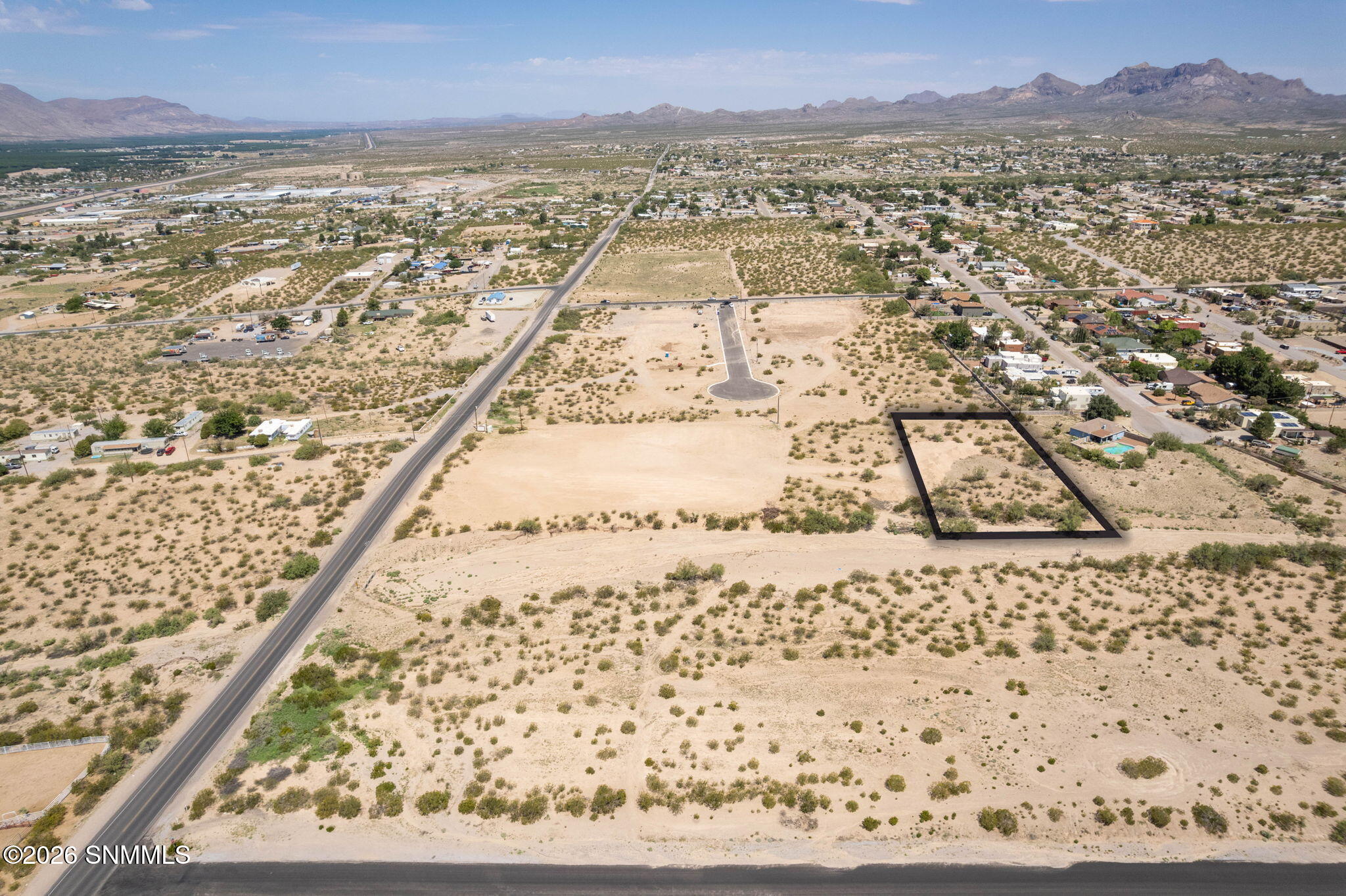 28-web-or-mls-Snappin Homes (DelRey-Sand
