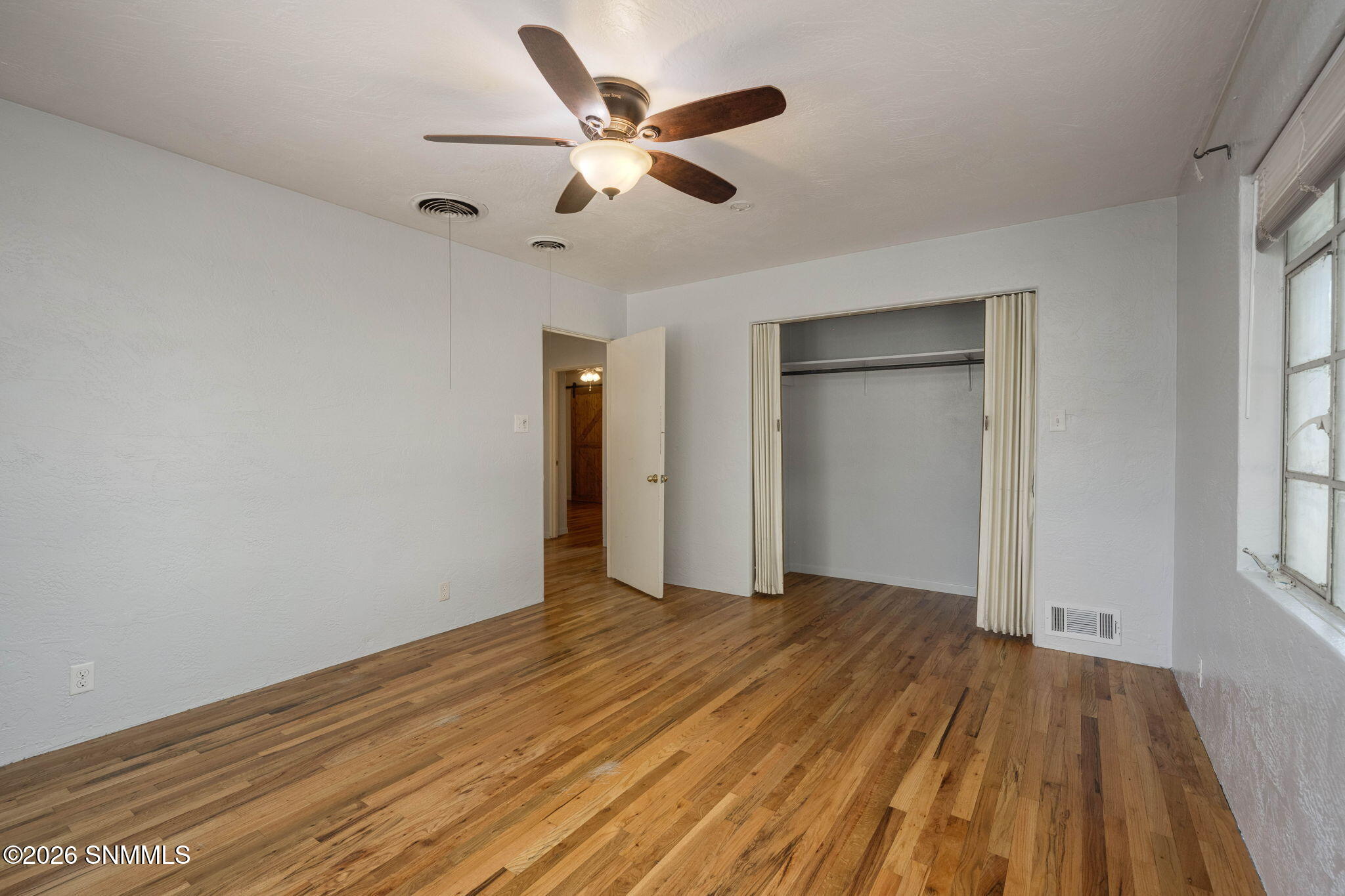 17-web-or-mls-Snappin Homes (Roberts160)