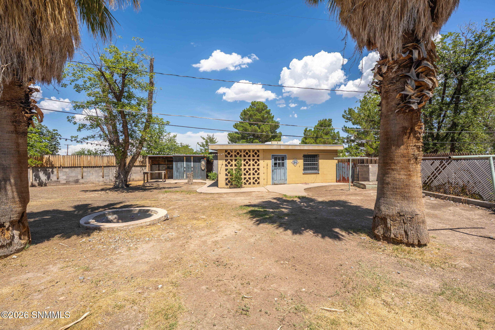 24-web-or-mls-Snappin Homes (Roberts160)