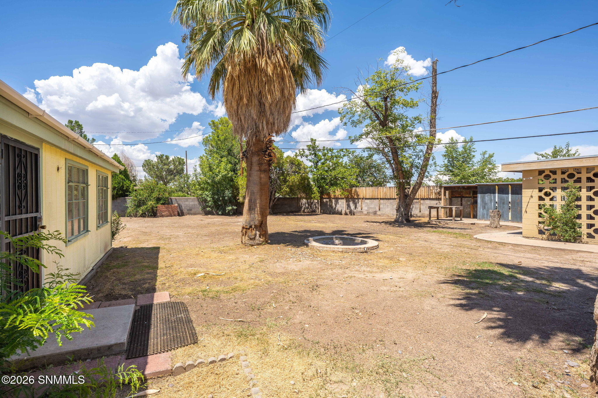 25-web-or-mls-Snappin Homes (Roberts160)