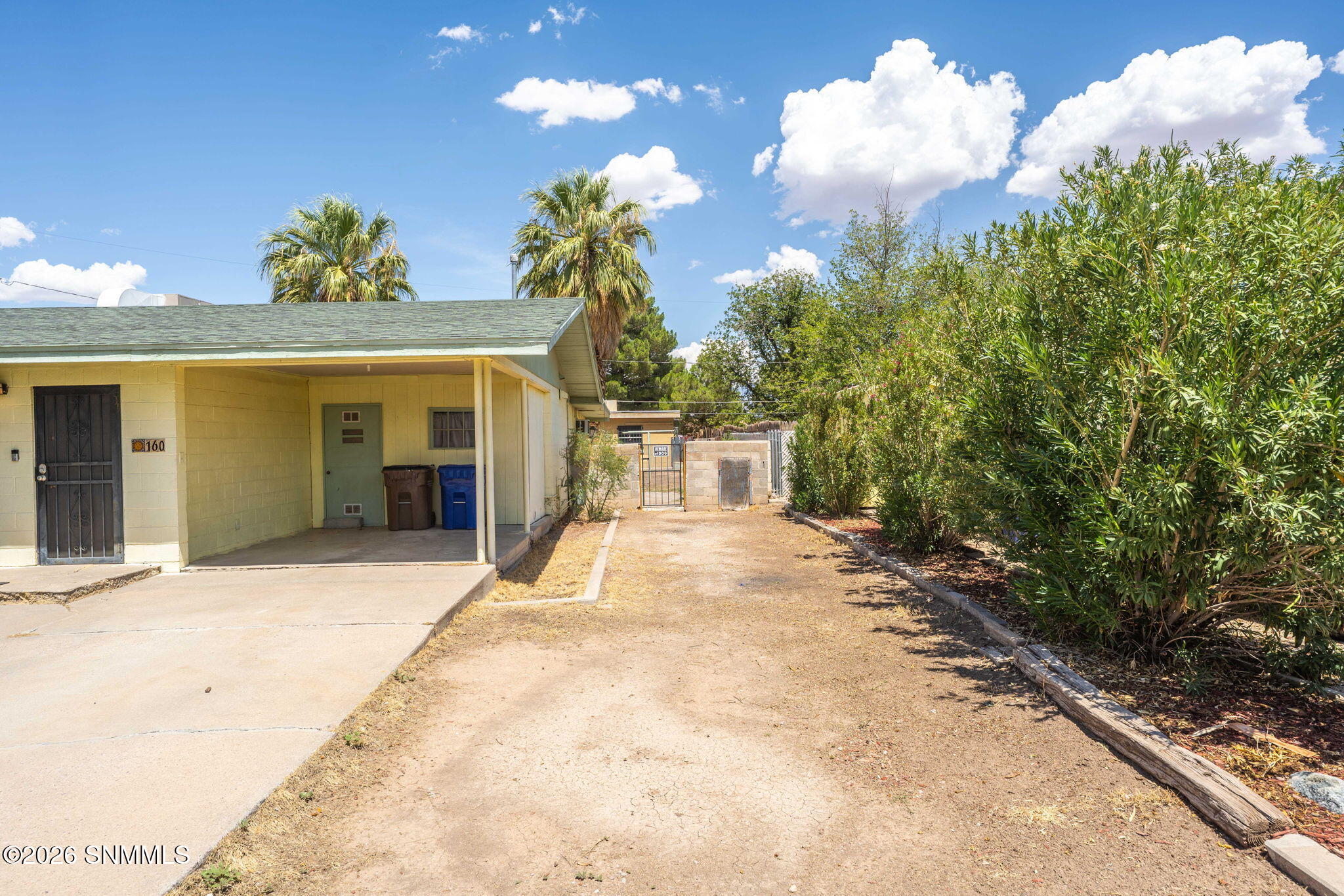 40-web-or-mls-Snappin Homes (Roberts160)