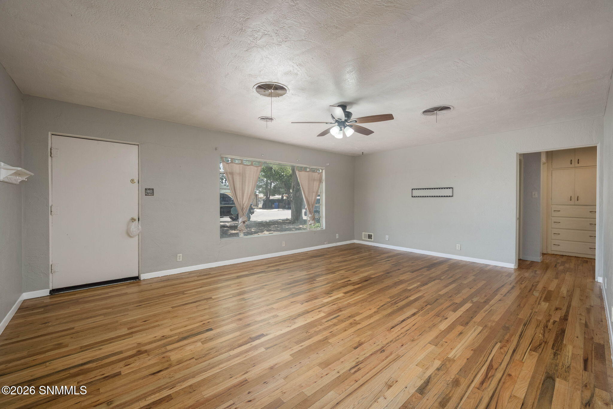 6-web-or-mls-Snappin Homes (Roberts160)-