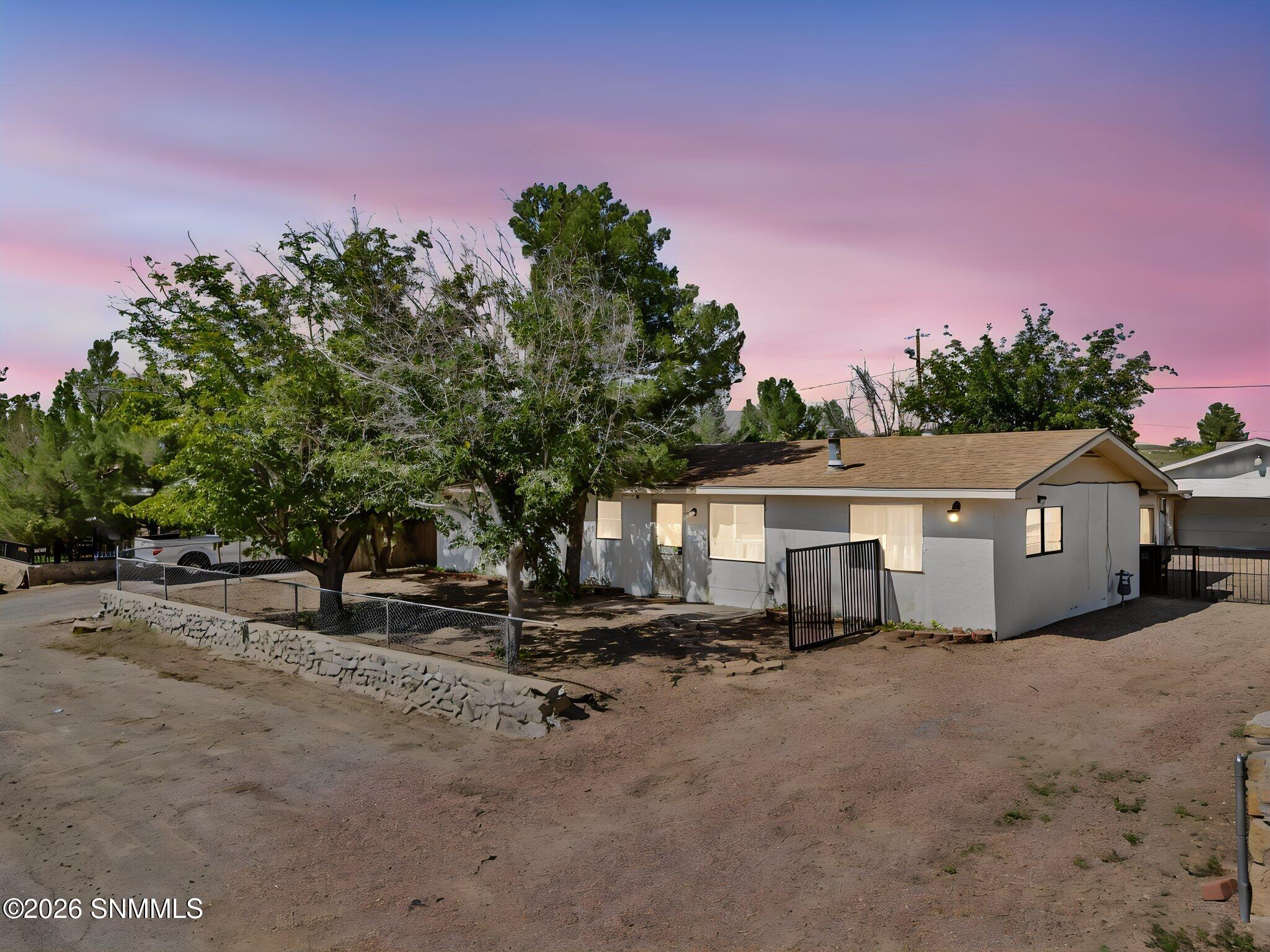 2-web-or-mls-REP-LLC_001 day to dusk