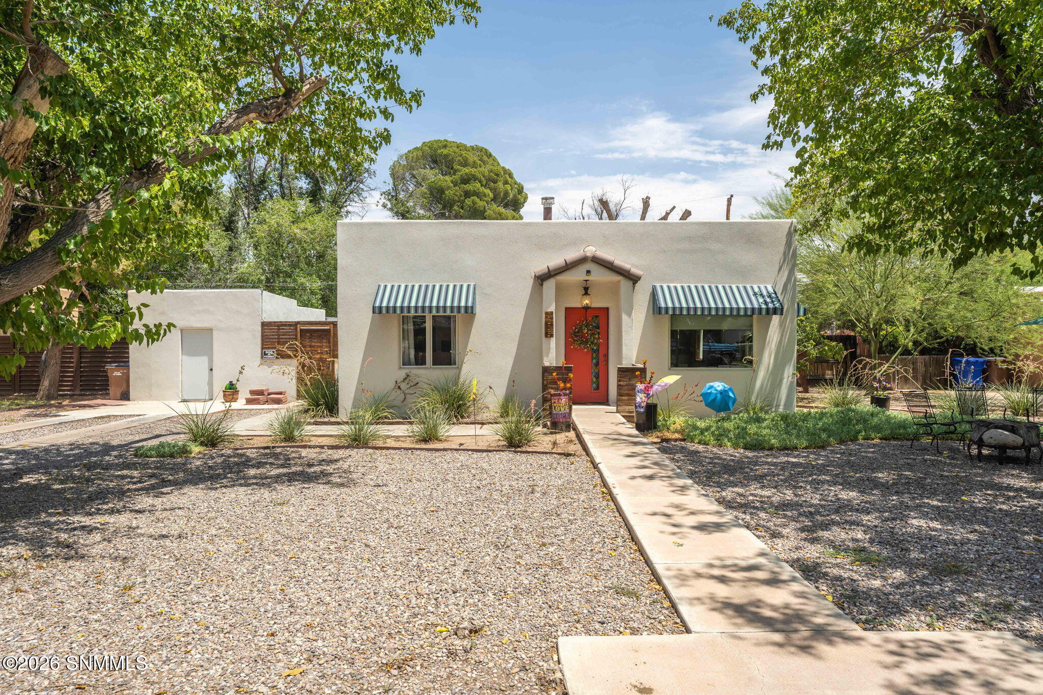 1-web-or-mls-Snappin Homes (East3305)-1