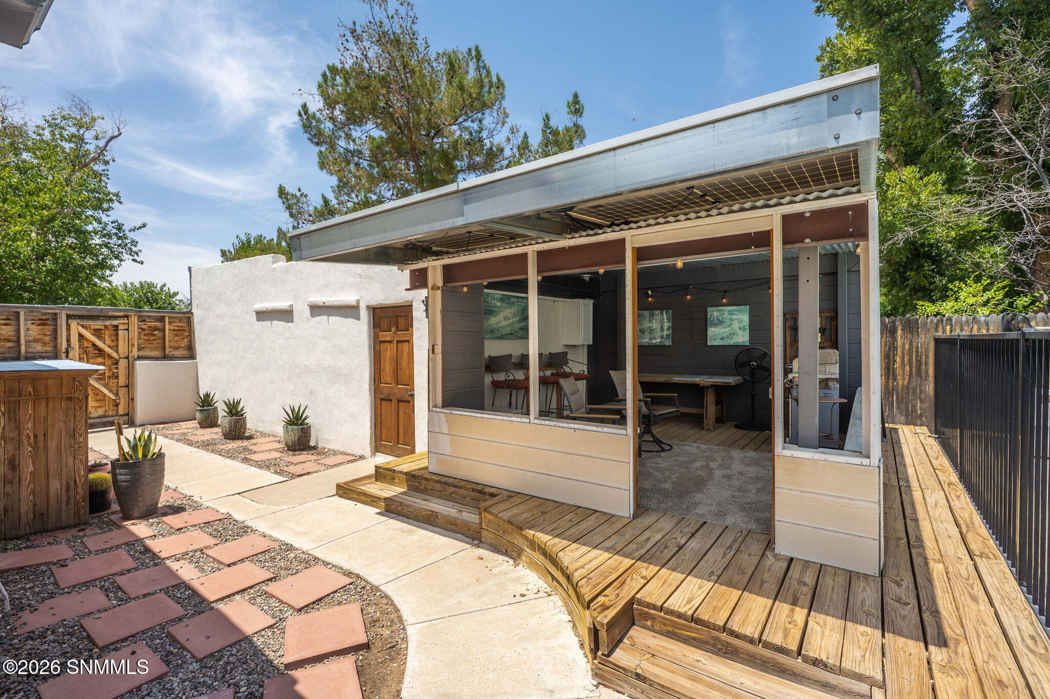 33-web-or-mls-Snappin Homes (East3305)-3