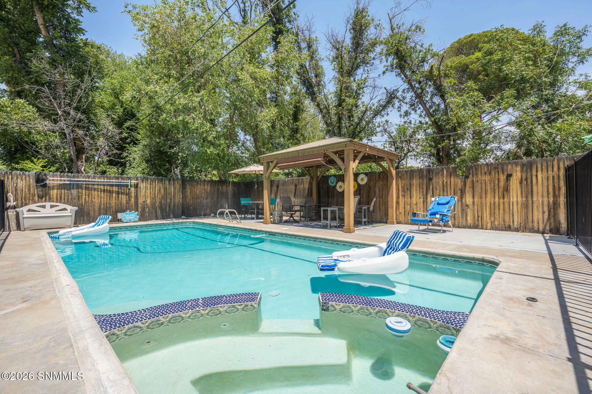 36-web-or-mls-Snappin Homes (East3305)-3