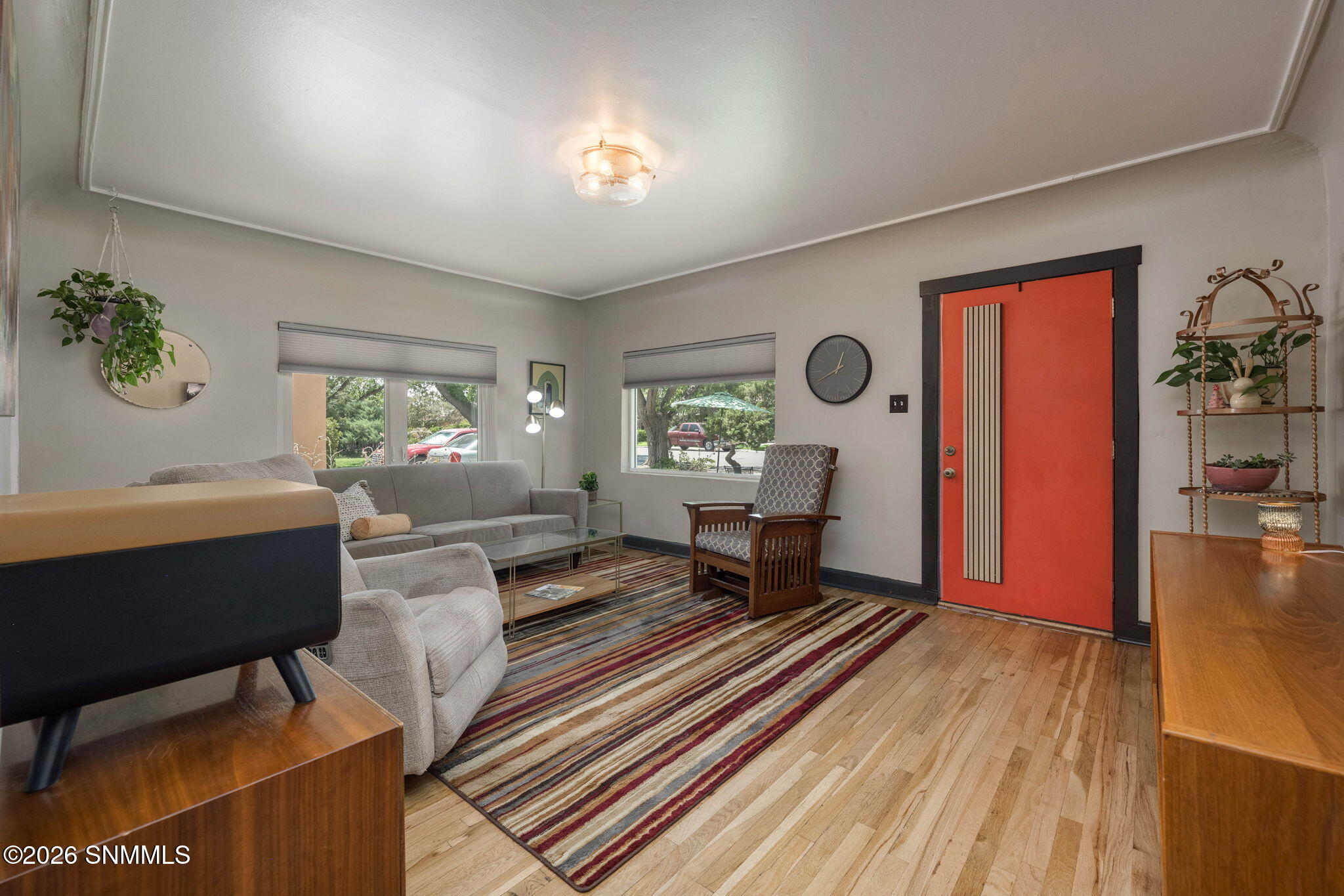 5-web-or-mls-Snappin Homes (East3305)-5