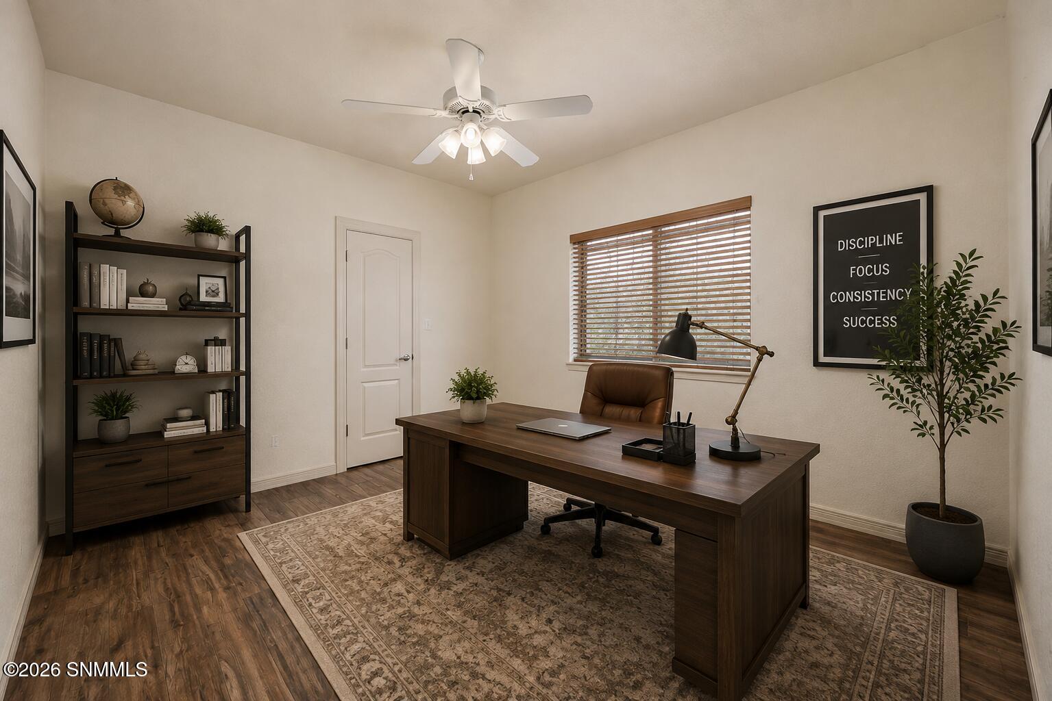 Camino Blanco third bedroom or office vi