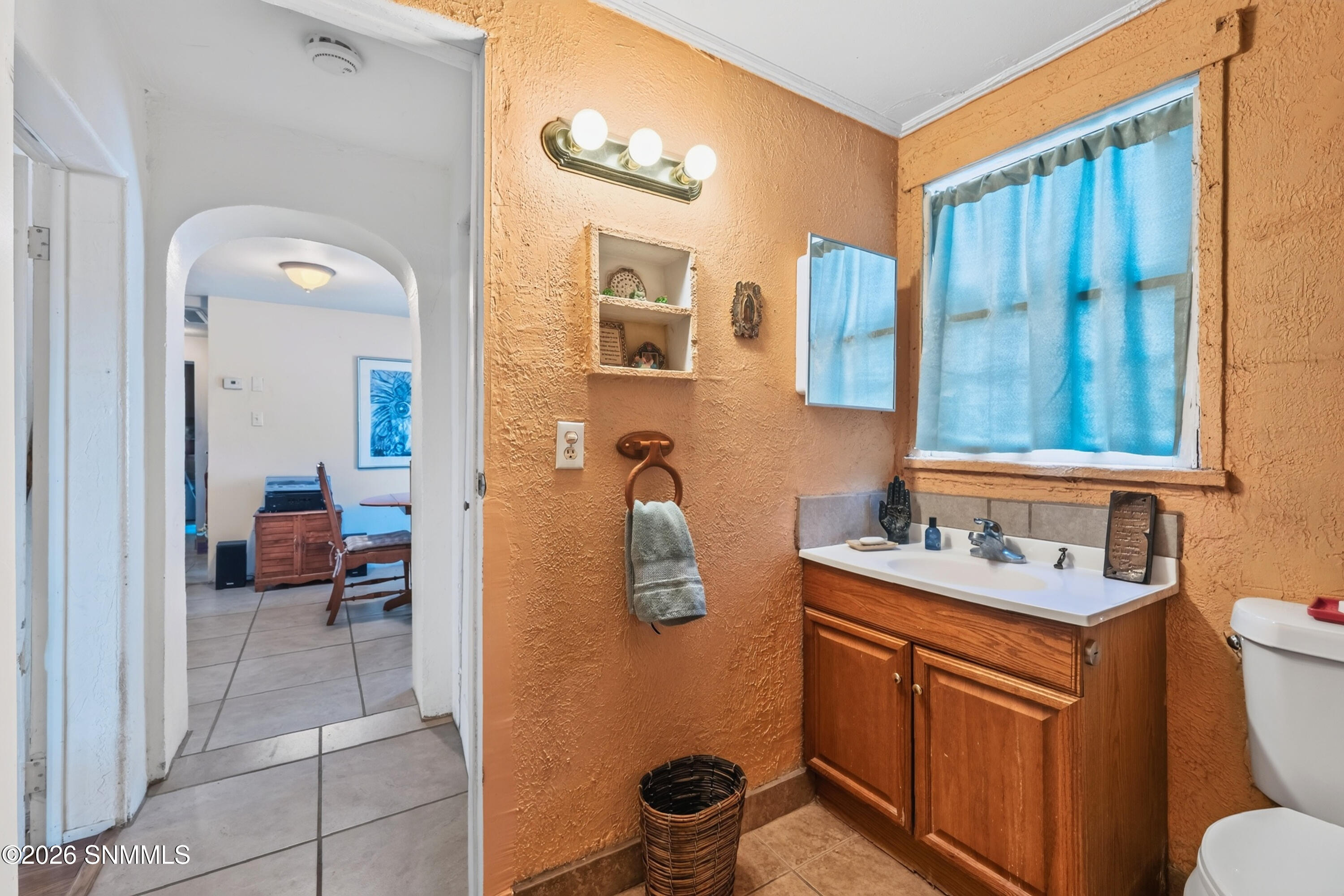 N Manzanita St-16