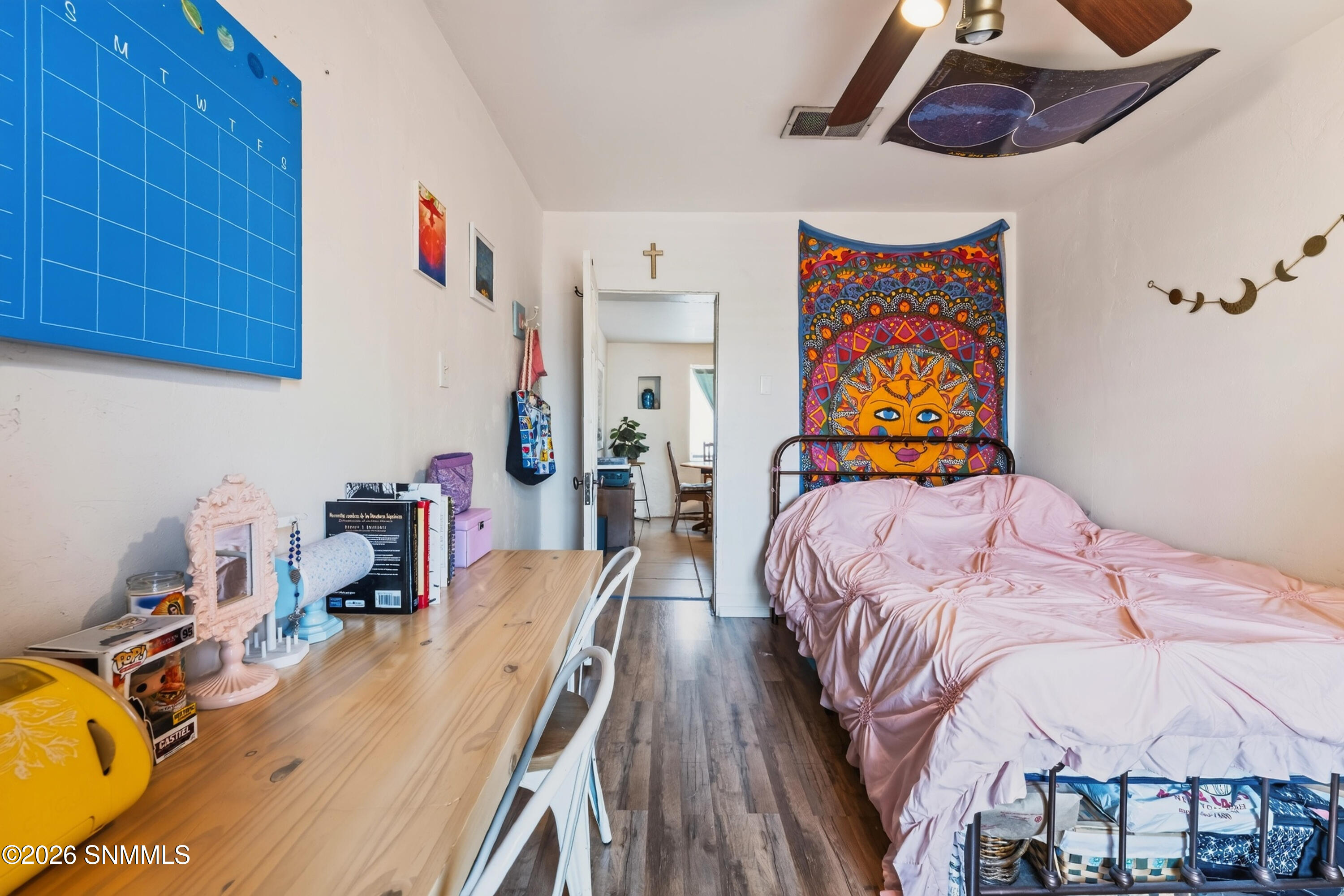 N Manzanita St-23