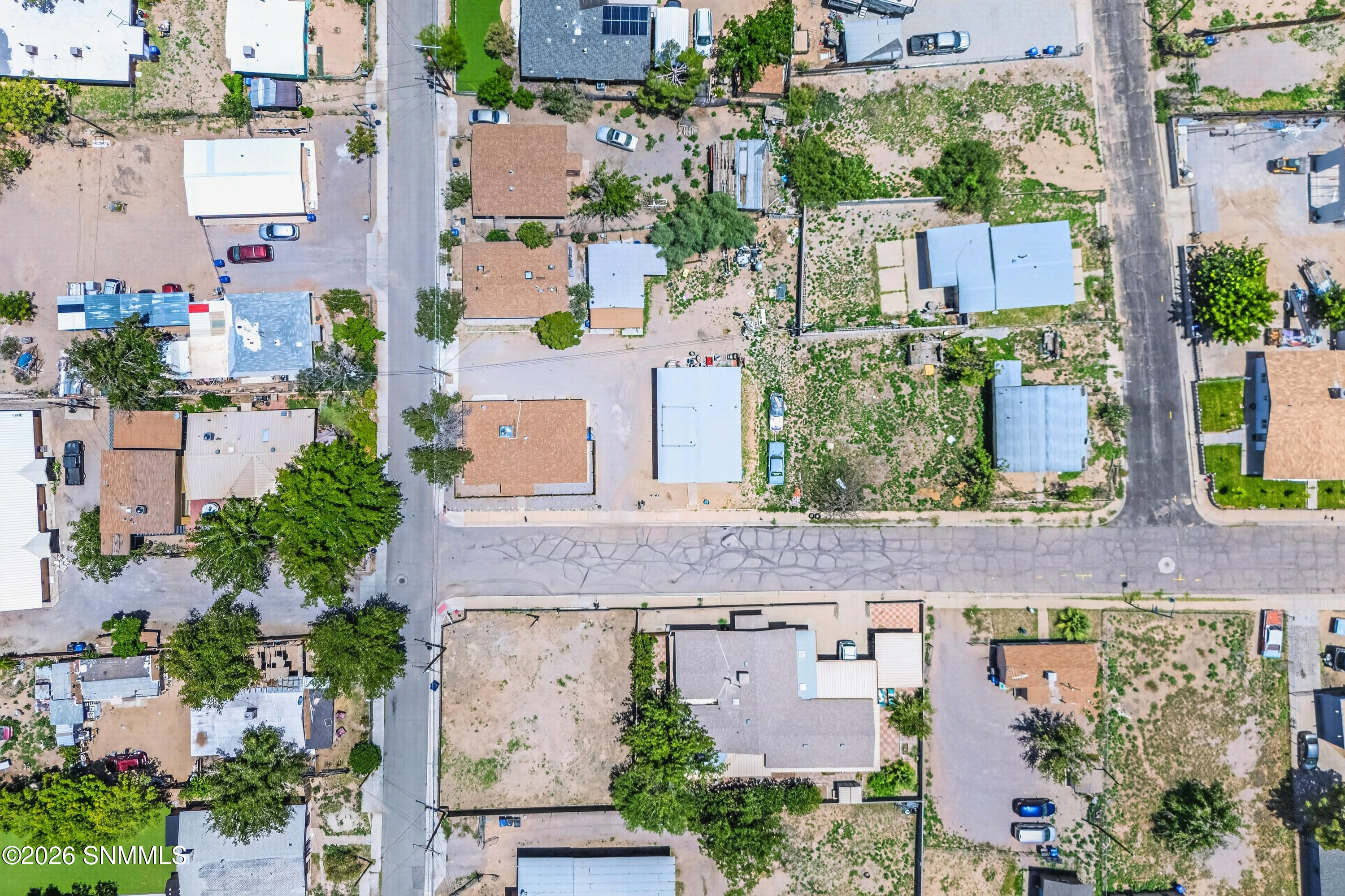 N Manzanita St-29