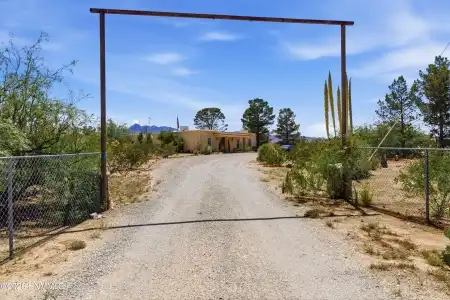 469 De Lara Estates Road, Chaparral, New Mexico 88081, 4 Bedrooms Bedrooms, ,2 BathroomsBathrooms,Residential,For Sale,De Lara Estates,2601708