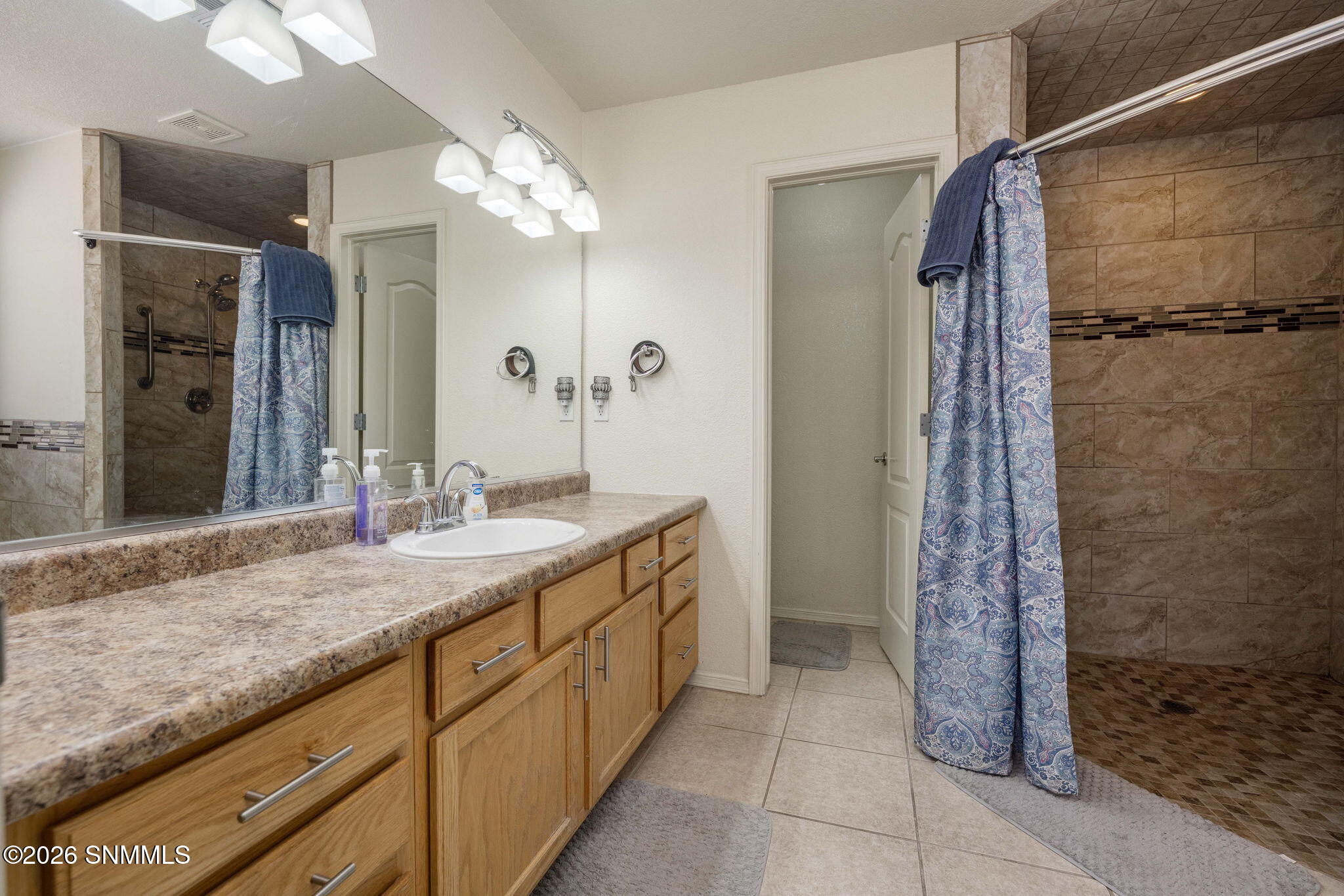 16-web-or-mls-Snappin Homes (StarView593