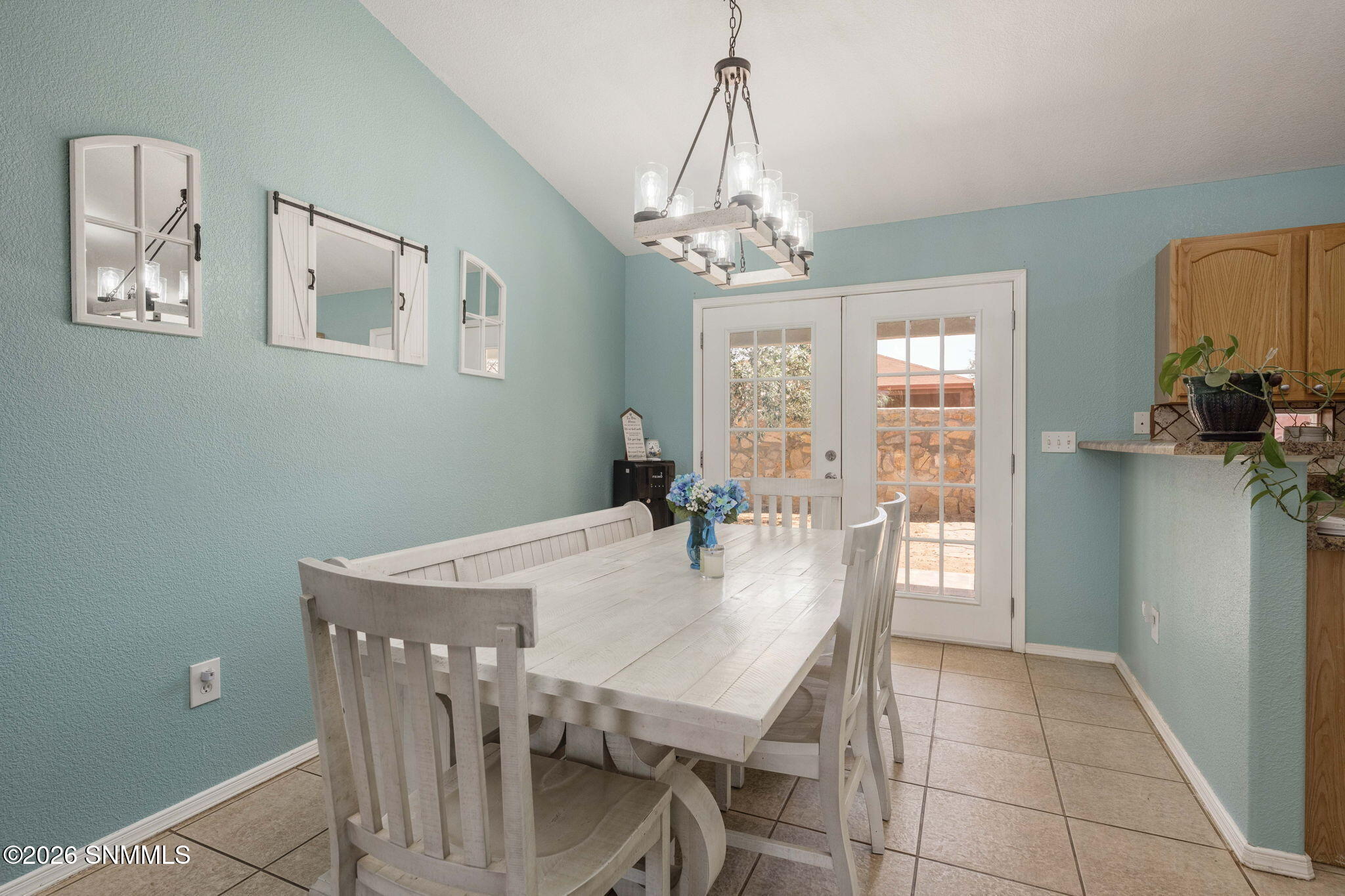 8-web-or-mls-Snappin Homes (StarView5936