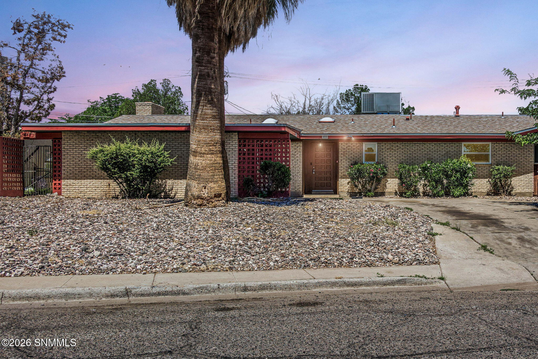 1855 Thomas Dr.