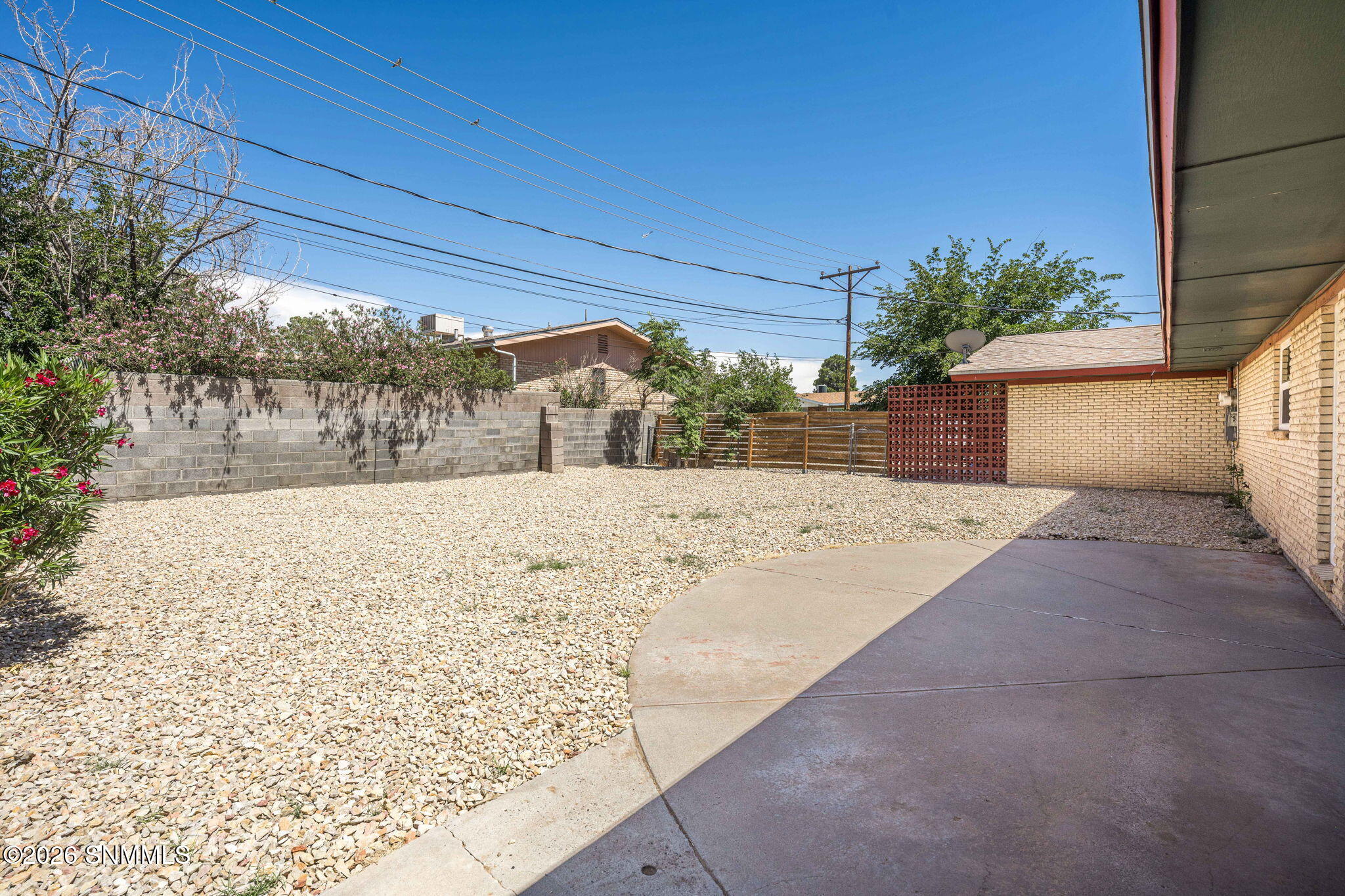 1855 Thomas Dr.