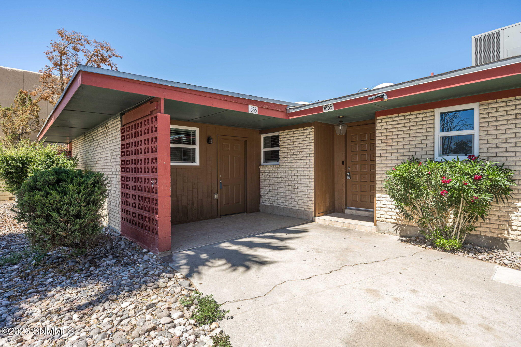 1855 Thomas Dr.