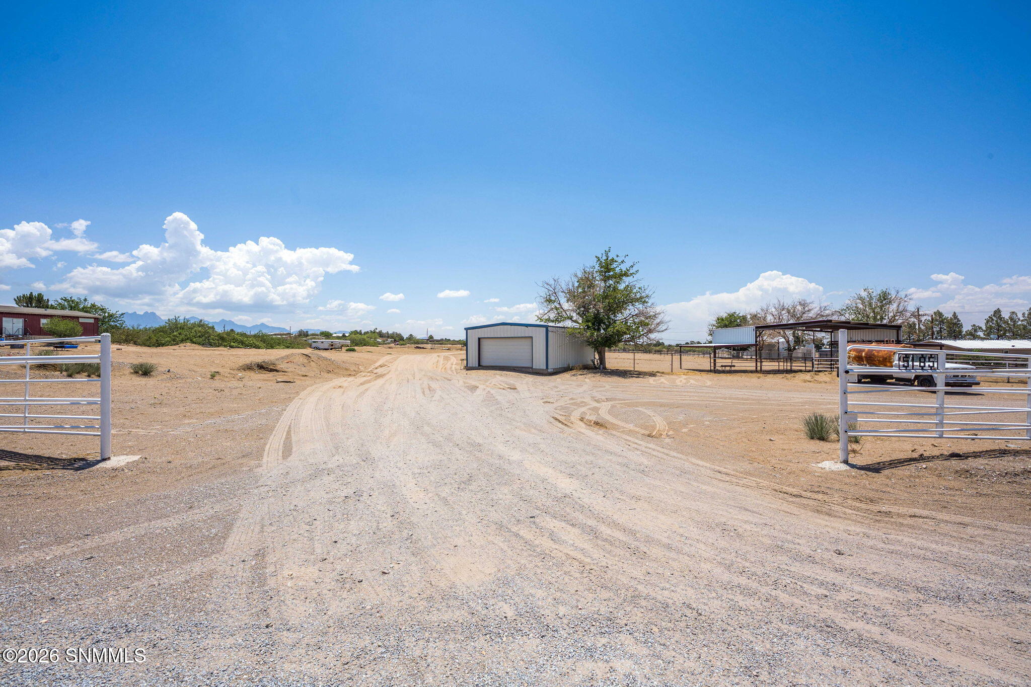 14-web-or-mls-Snappin Homes (DelRey5185)