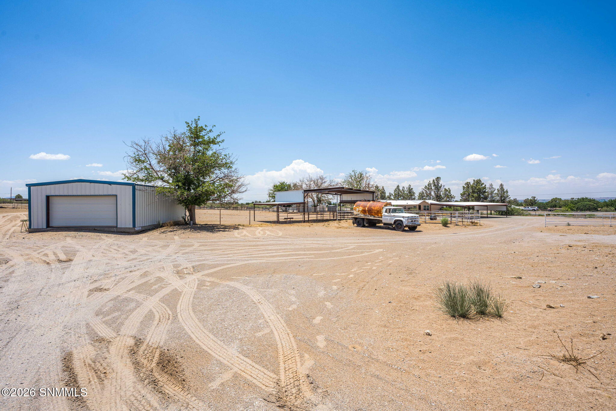 15-web-or-mls-Snappin Homes (DelRey5185)