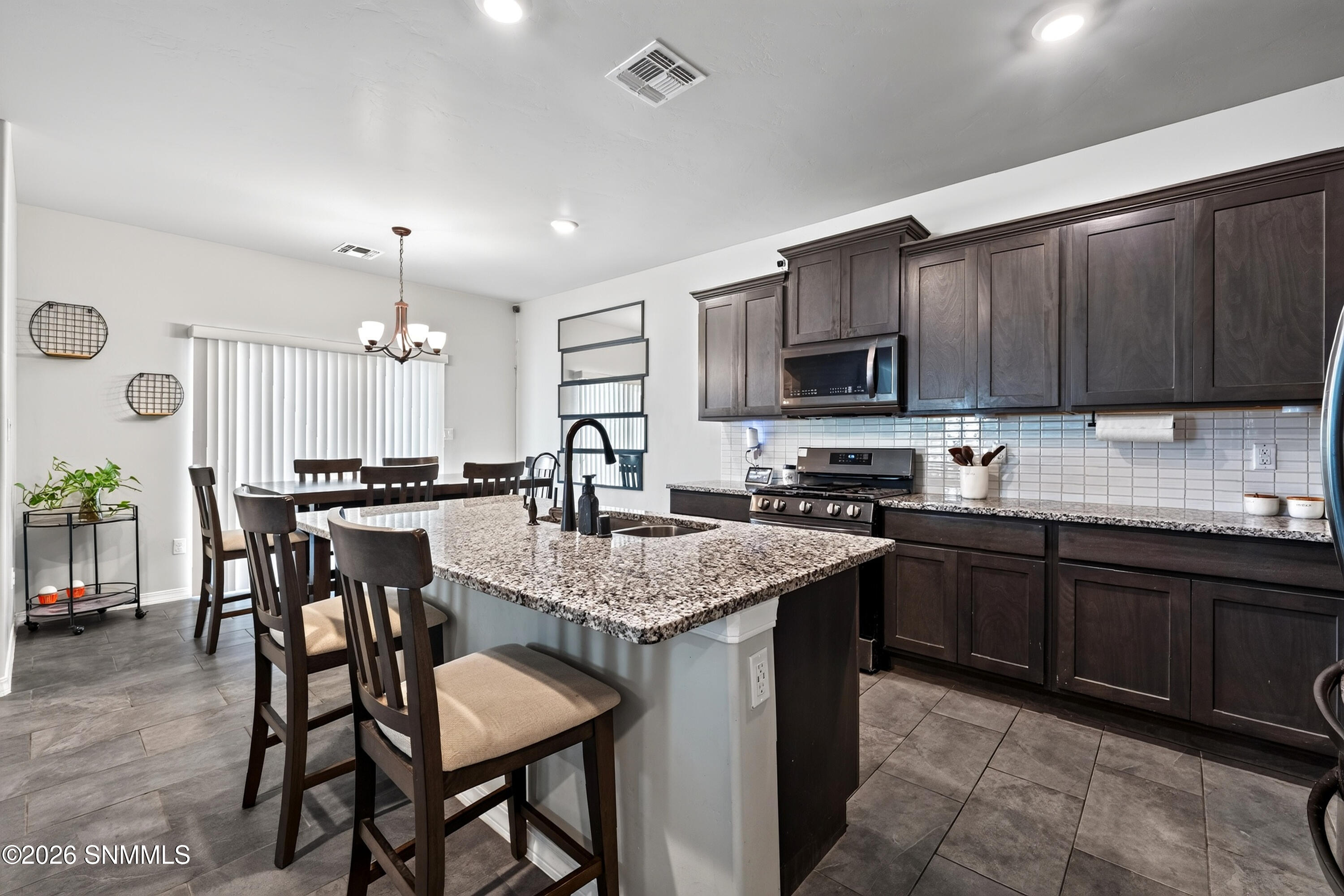 Aragon Ave - 12