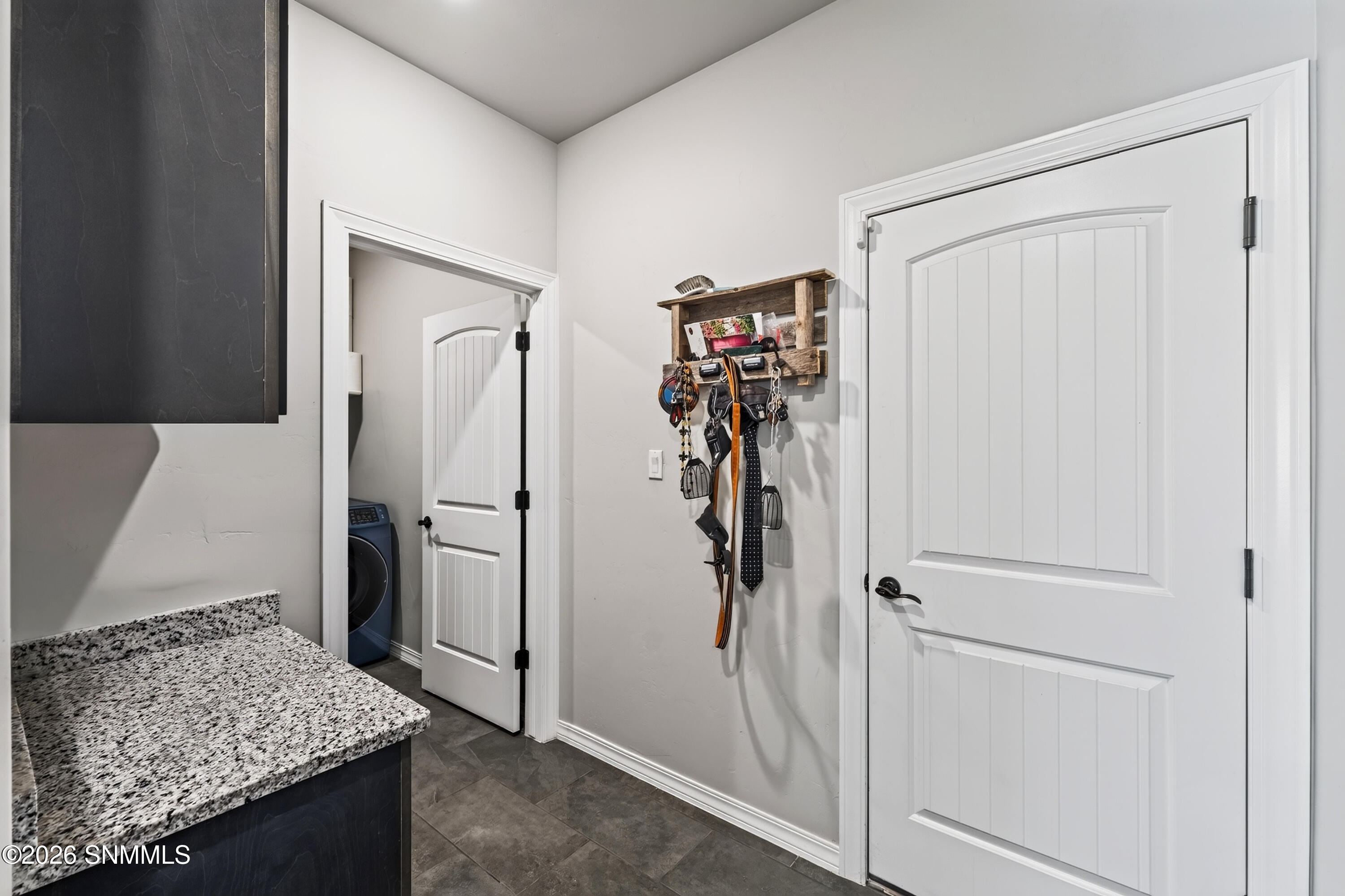 Aragon Ave - 30
