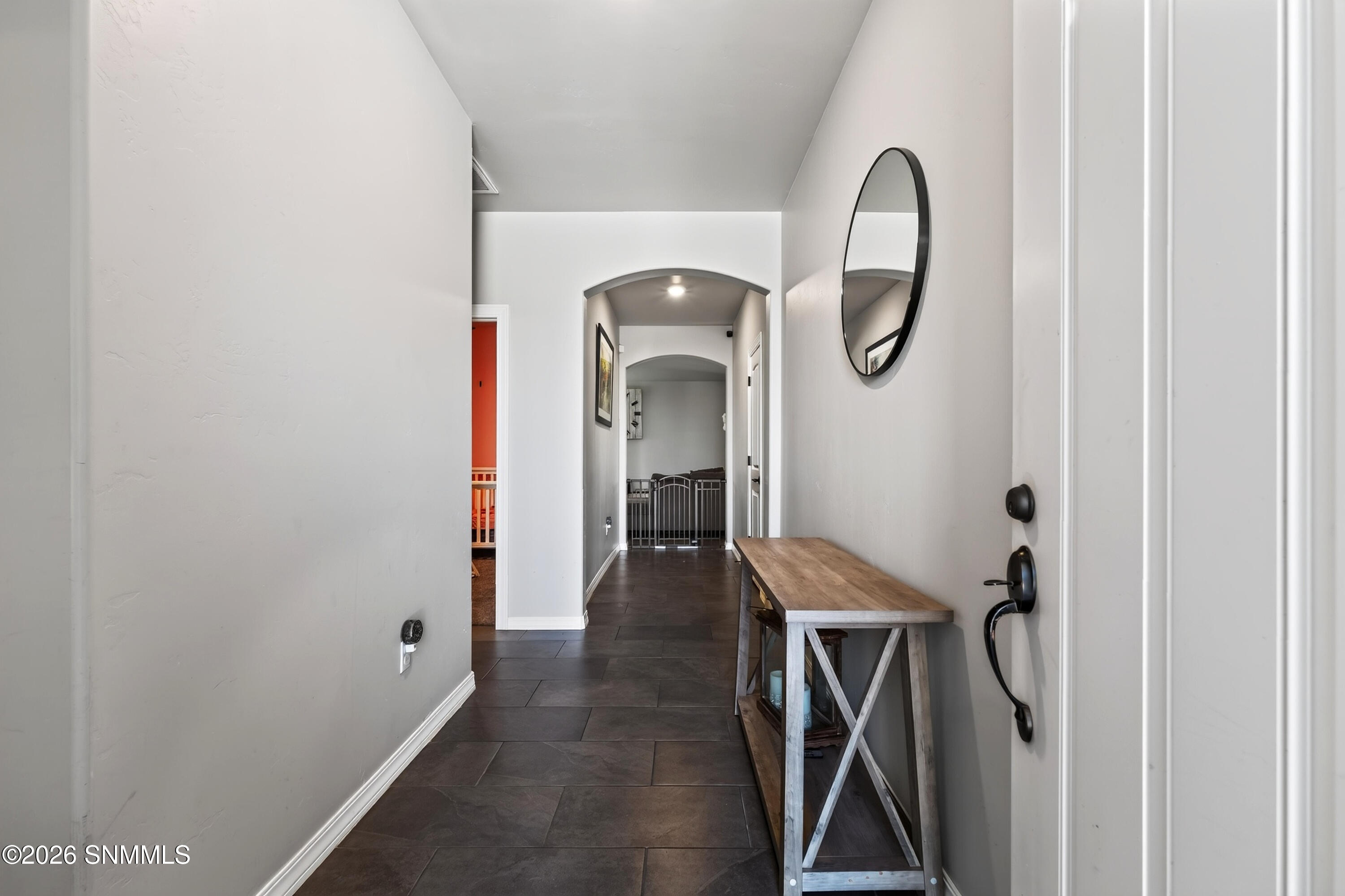 Aragon Ave - 4