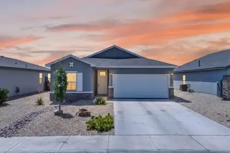 2935 Aragon Avenue, Las Cruces, New Mexico 88007, 3 Bedrooms Bedrooms, ,2.75 BathroomsBathrooms,Residential,For Sale,Aragon,2602549
