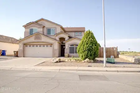 5878 Moon View Drive, Las Cruces, New Mexico 88012, 4 Bedrooms Bedrooms, ,2.5 BathroomsBathrooms,Residential,For Sale,Moon View,2602555