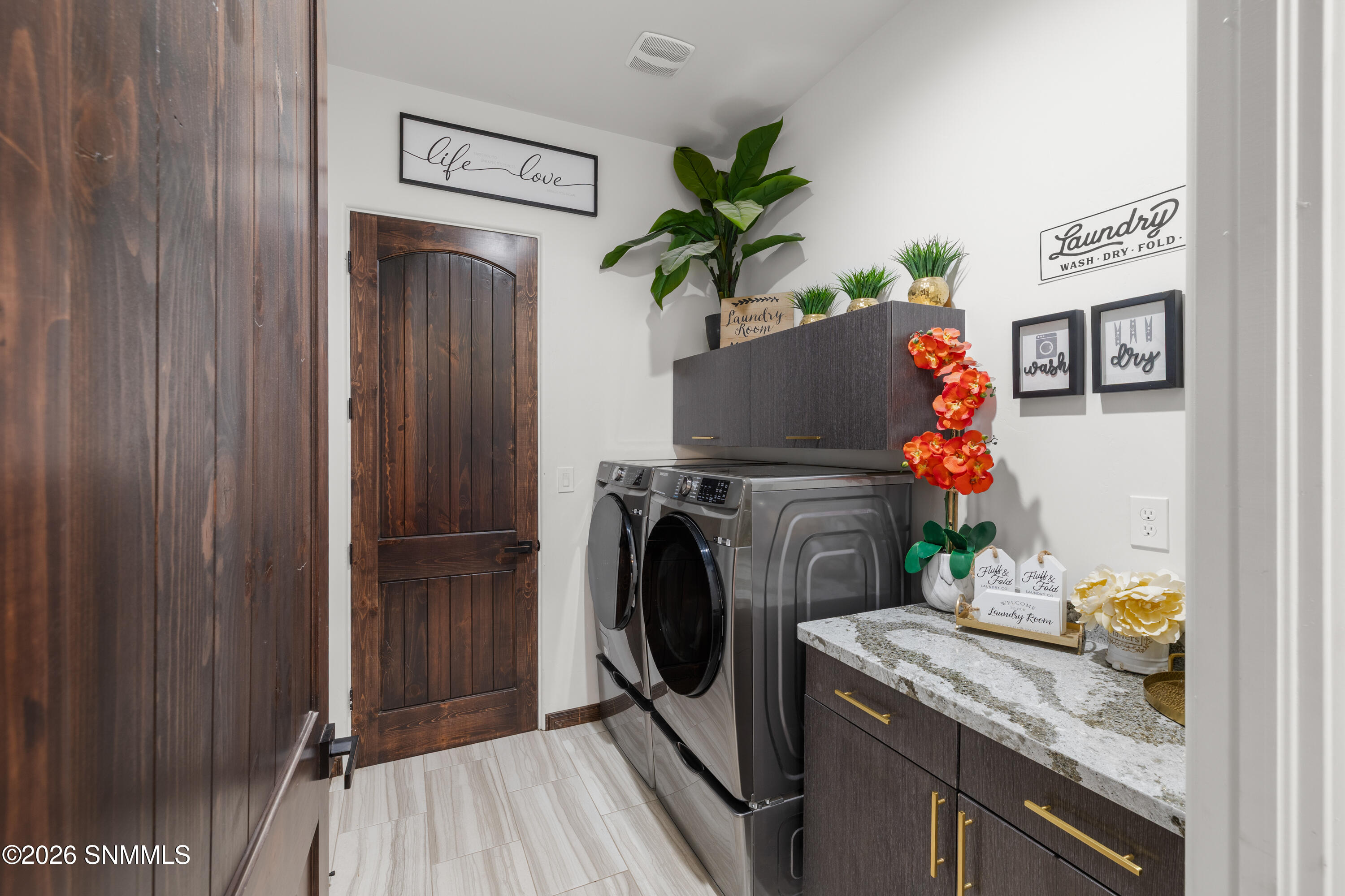 1384-San-Bonifacio-MLS-Camera-Guy-33