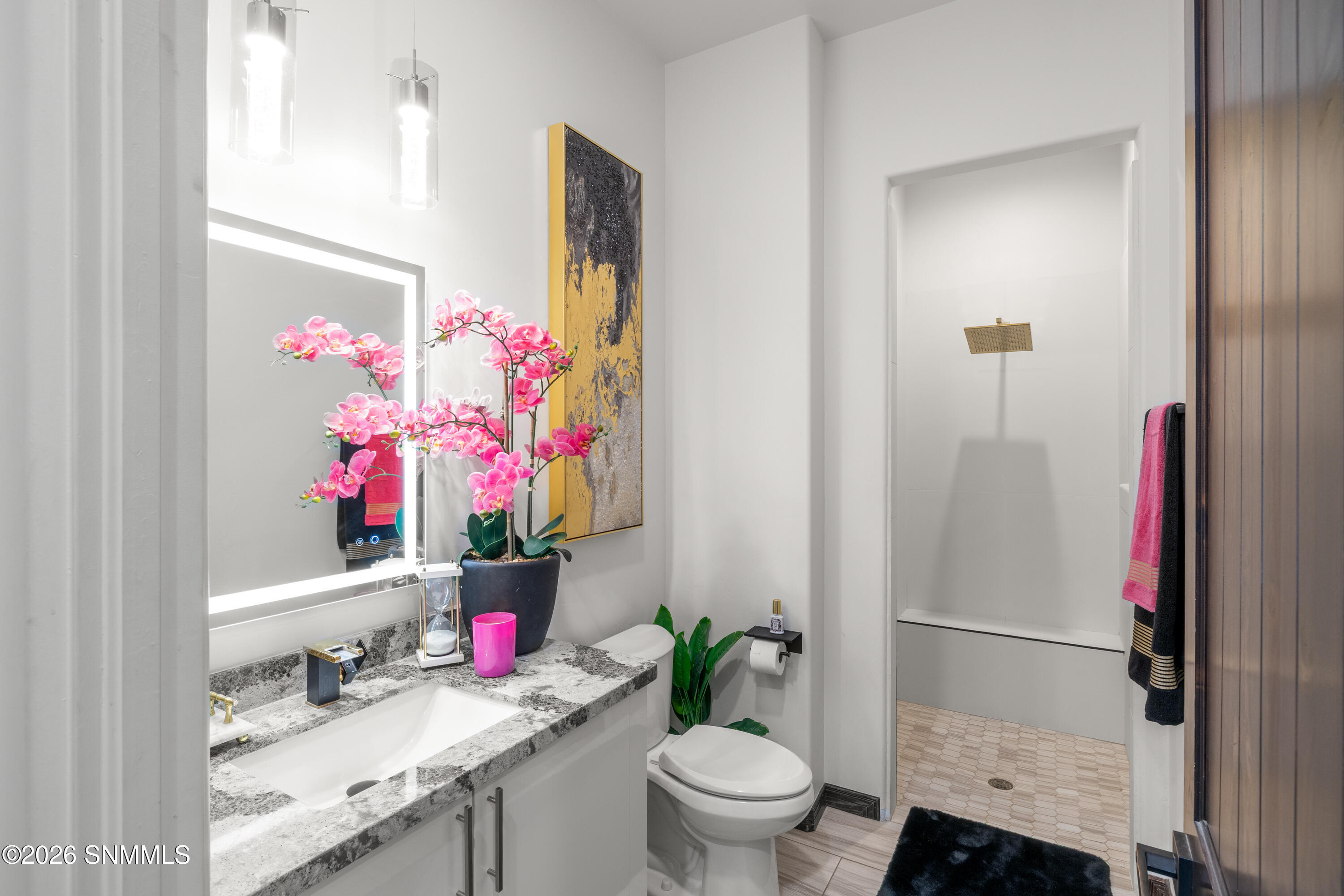 1384-San-Bonifacio-MLS-Camera-Guy-35