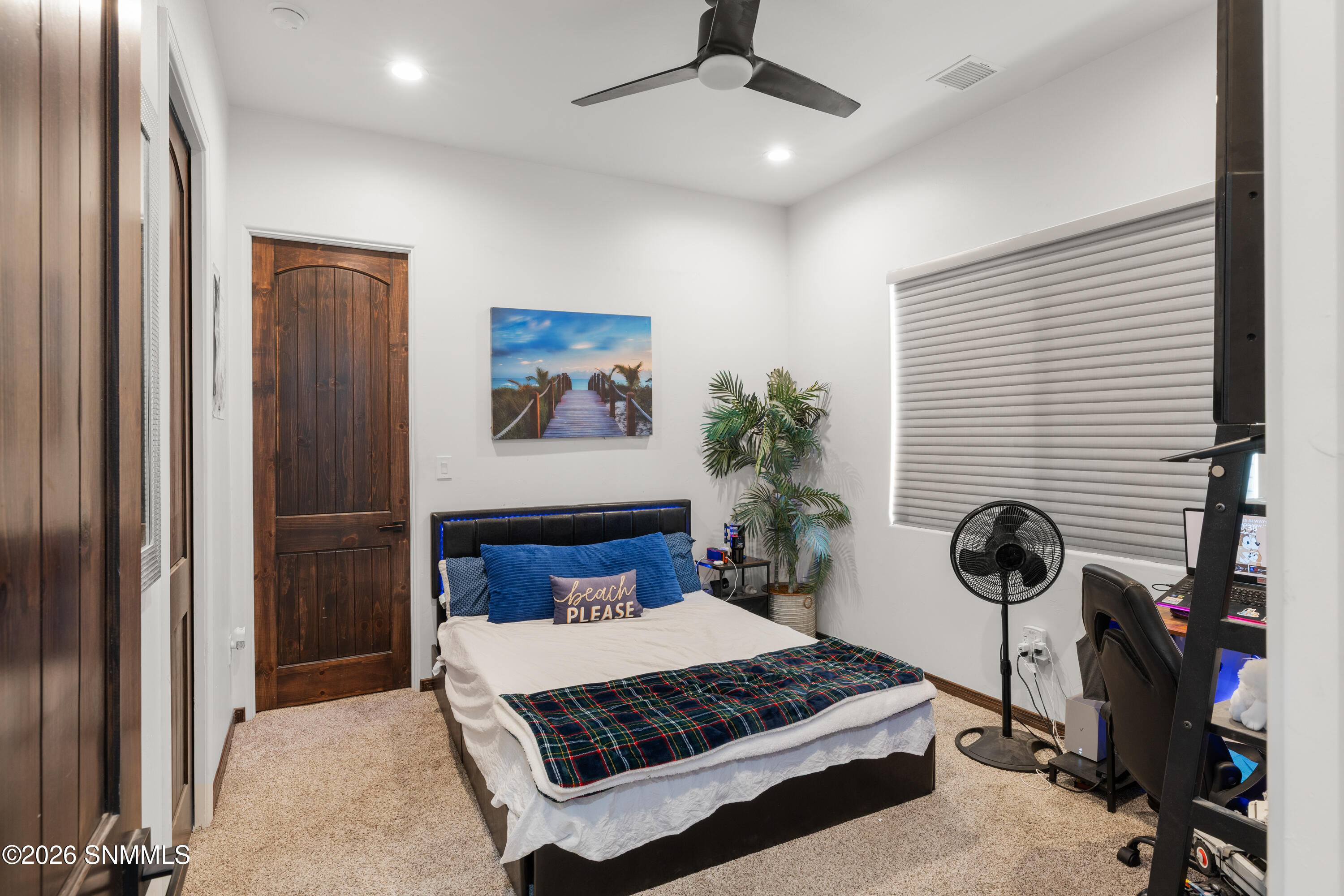 1384-San-Bonifacio-MLS-Camera-Guy-43