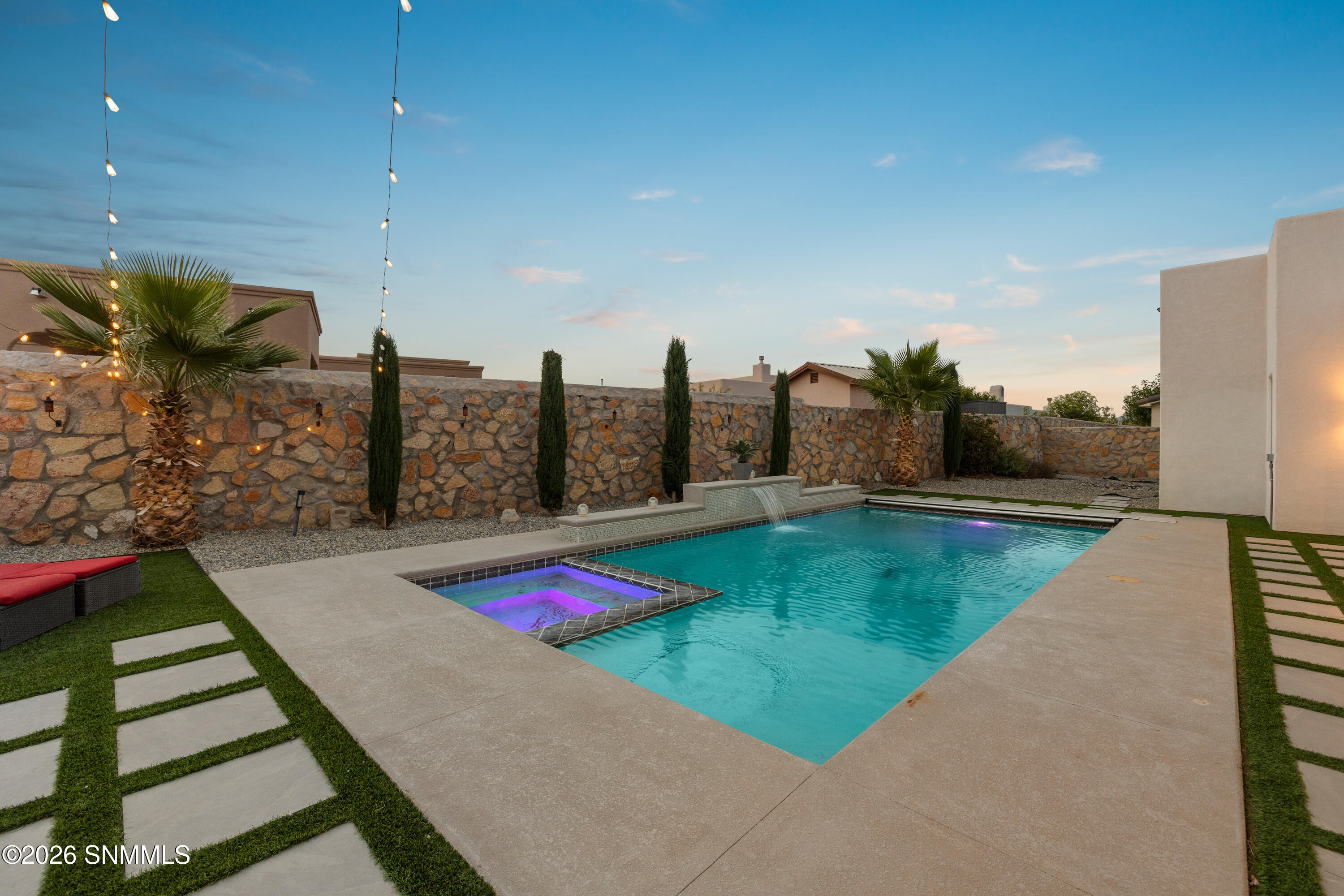 1384-San-Bonifacio-MLS-Camera-Guy-60