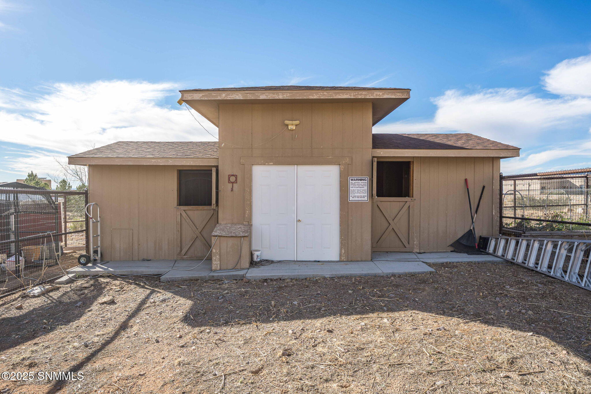 2 Stall Barn