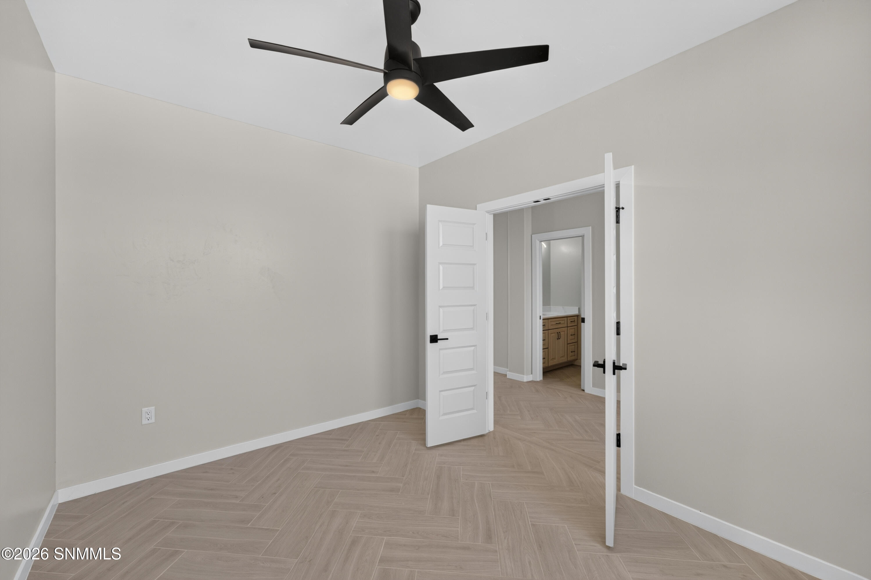 REP-LLC_028