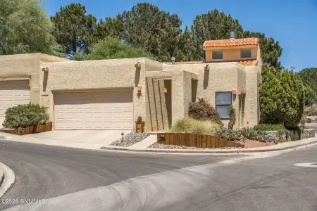 20 Las Casitas, Las Cruces, New Mexico 88007, 3 Bedrooms Bedrooms, ,1.75 BathroomsBathrooms,Residential,For Sale,Las Casitas,2601297