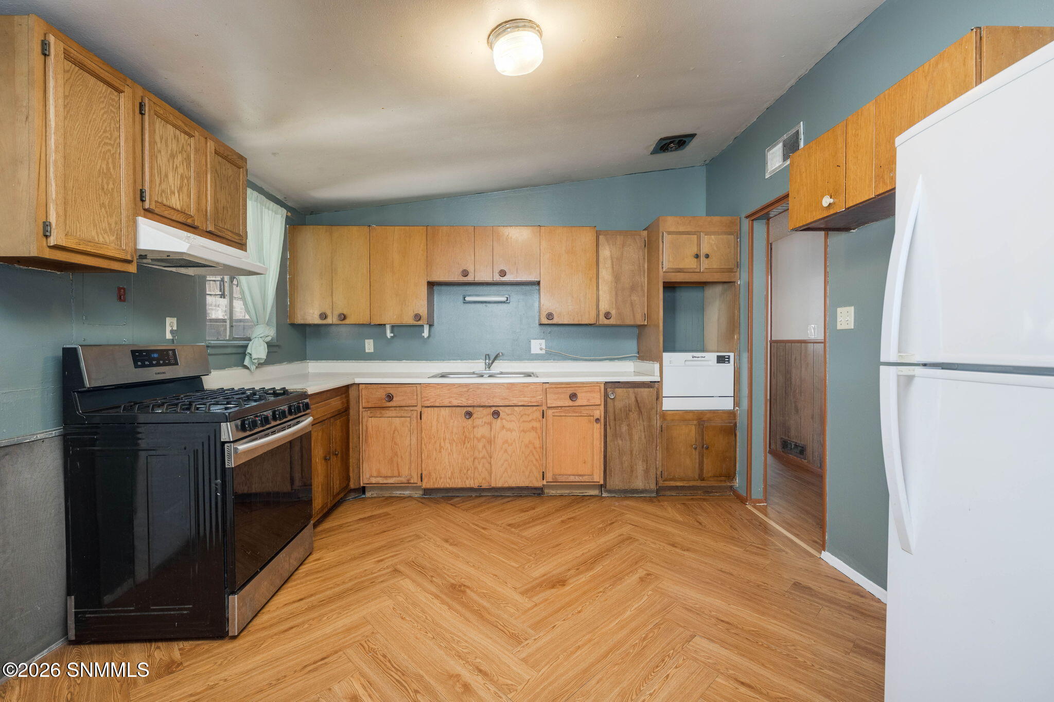8-web-or-mls-Snappin Homes (Idaho2329)-7