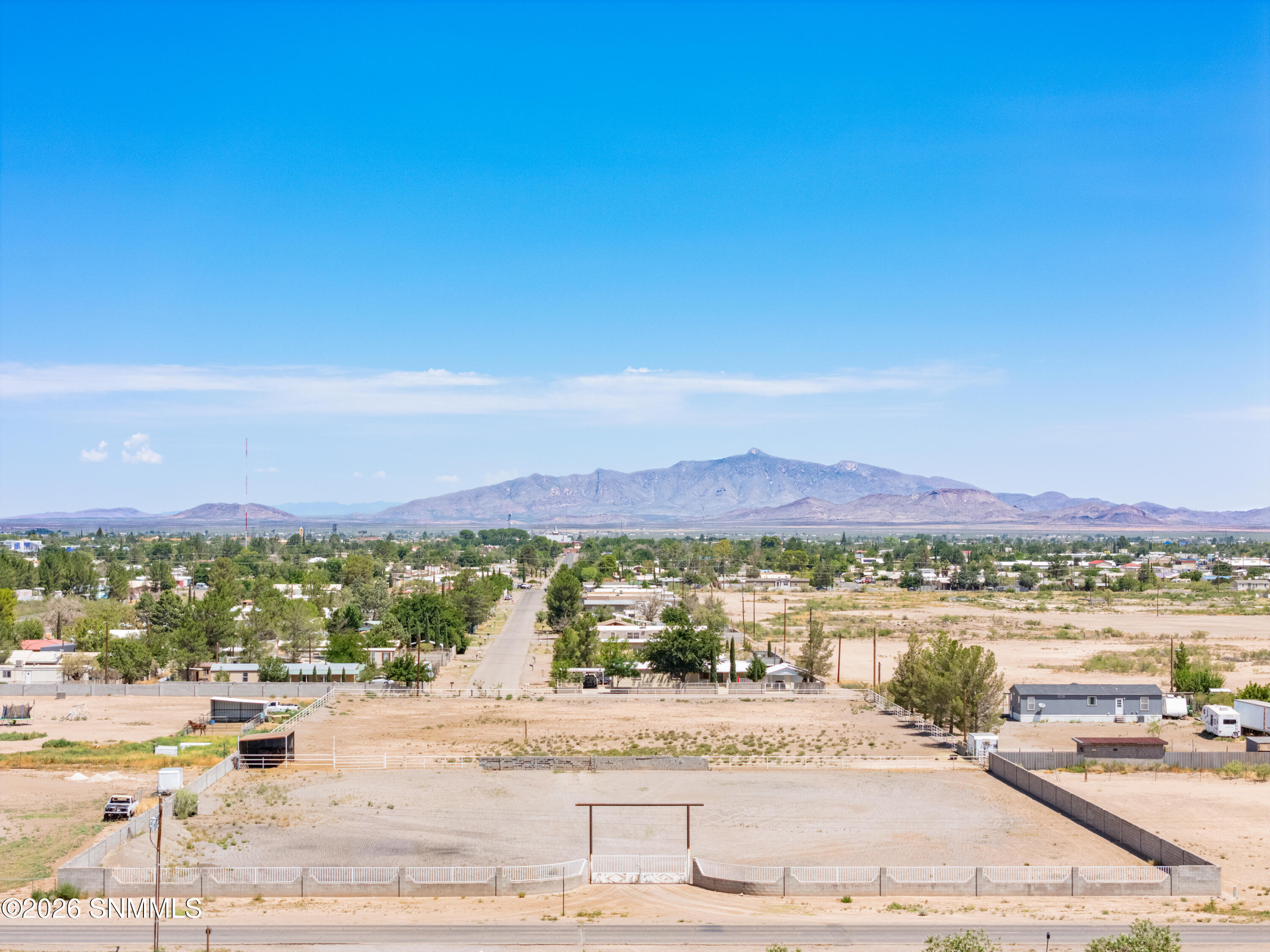 Dona Ana Rd SW-14